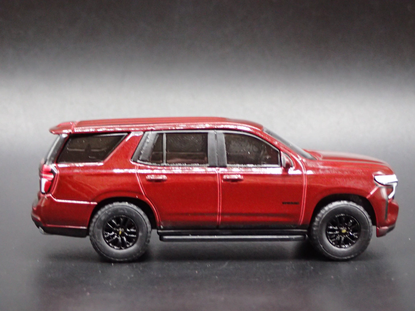 2021-2025 CHEVY CHEVROLET TAHOE RST BURGUNDY 1:64 SCALE DIECAST MODEL CAR
