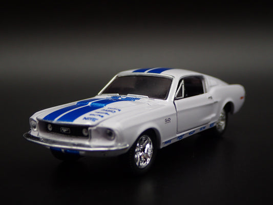 1968 68 FORD MUSTANG FASTBACK 5.0 COYOTE 1/64 SCALE DIORAMA DIECAST MODEL CAR