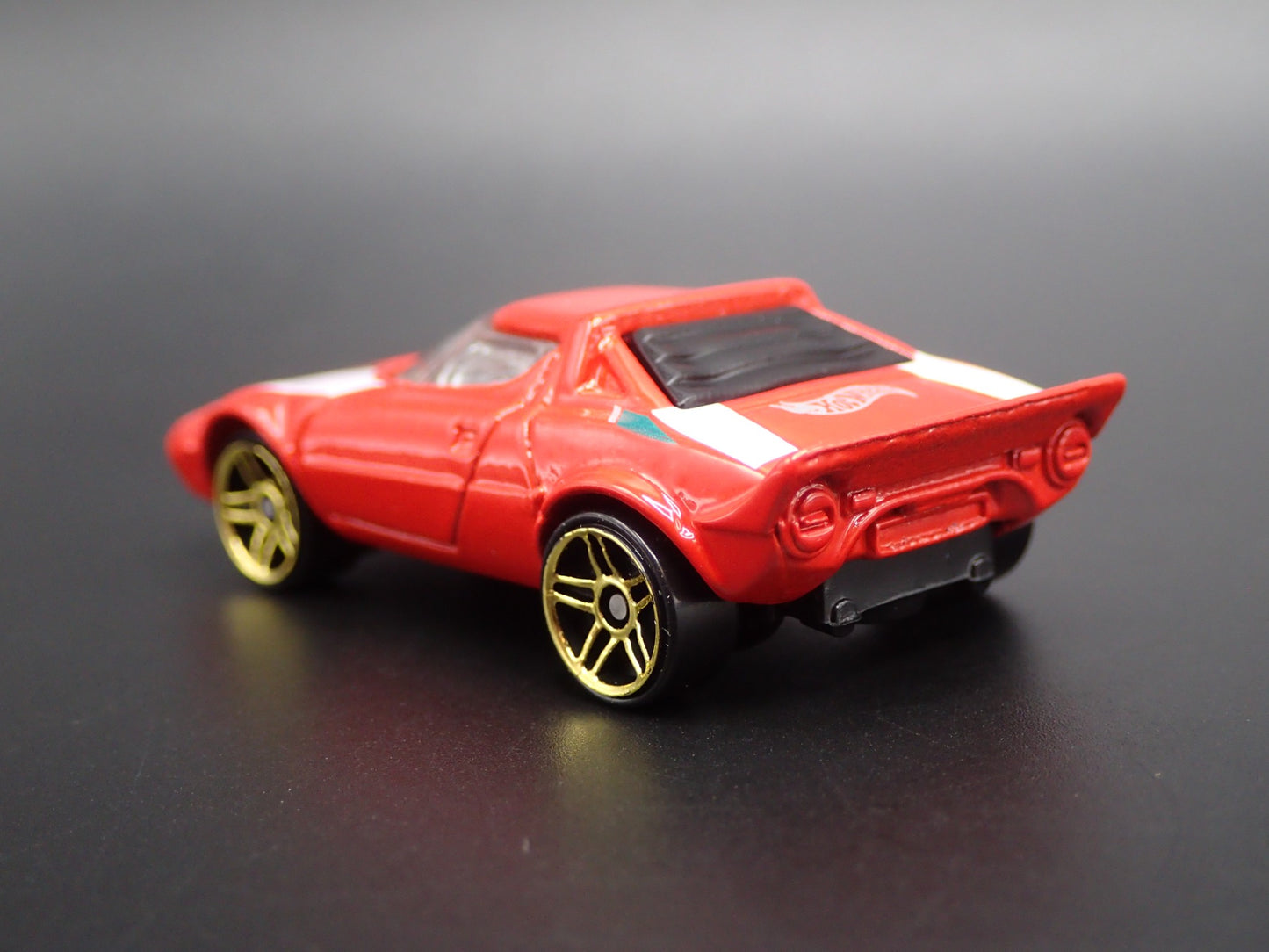 1973-1978 LANCIA STRATOS RACE CAR RED 1:64 SCALE DIORAMA DIECAST MODEL CAR