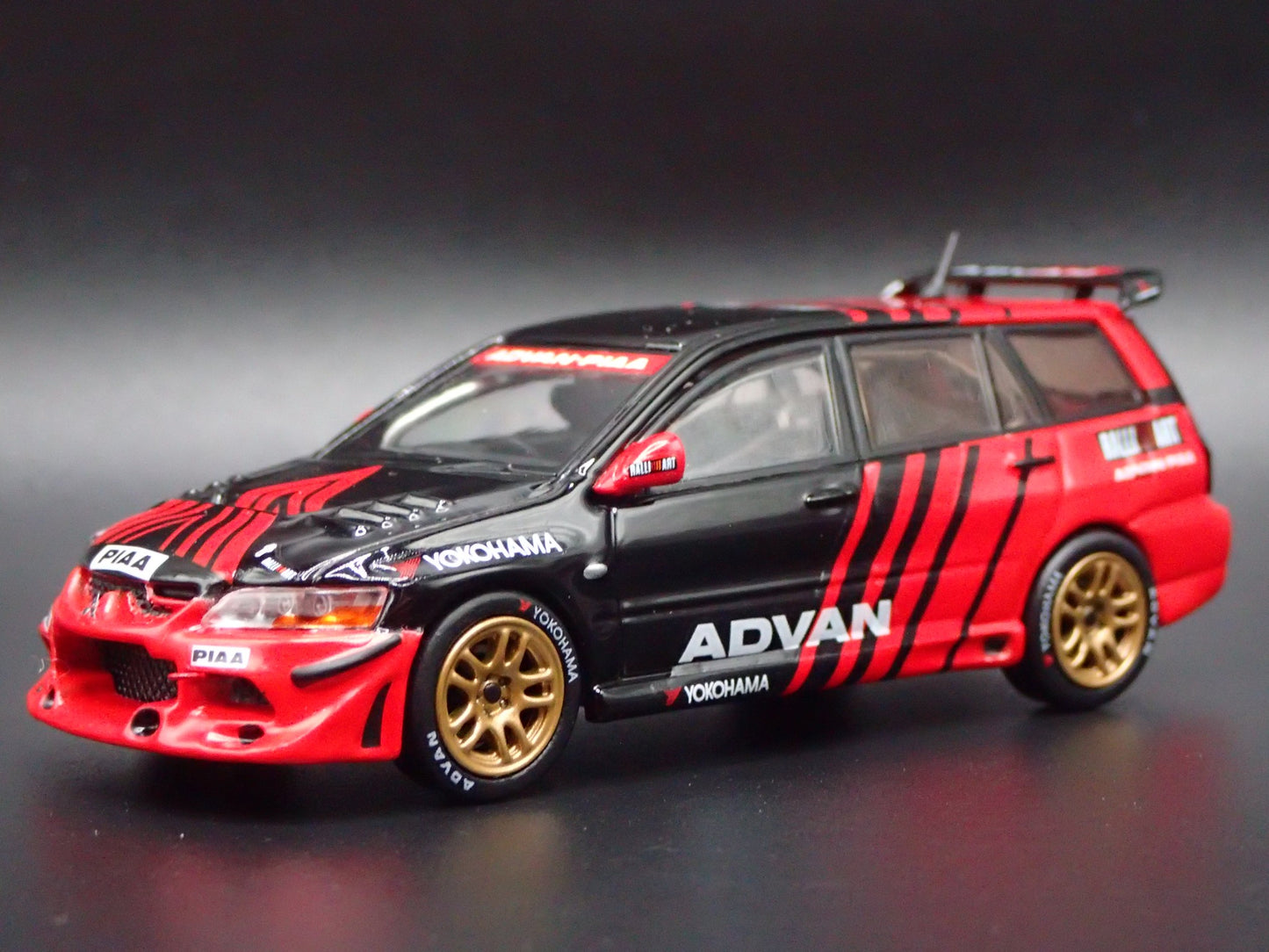 2005-2007 MITSUBISHI LANCER EVOLUTION EVO IX WAGON 1:64 SCALE DIECAST MODEL CAR