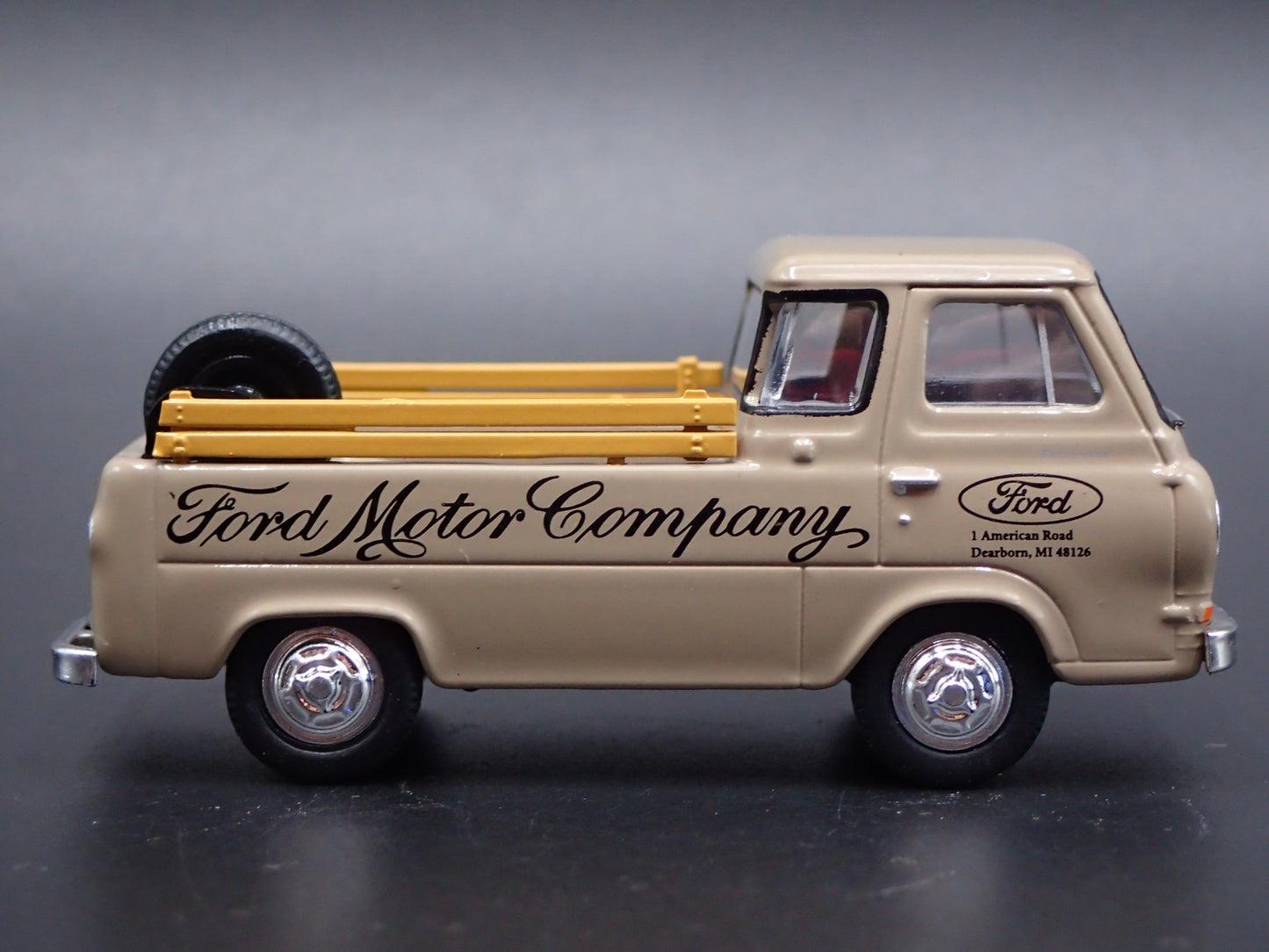 1964 64 FORD ECONOLINE PICKUP TRUCK RARE 1:64 SCALE DIORAMA DIECAST MODEL CAR
