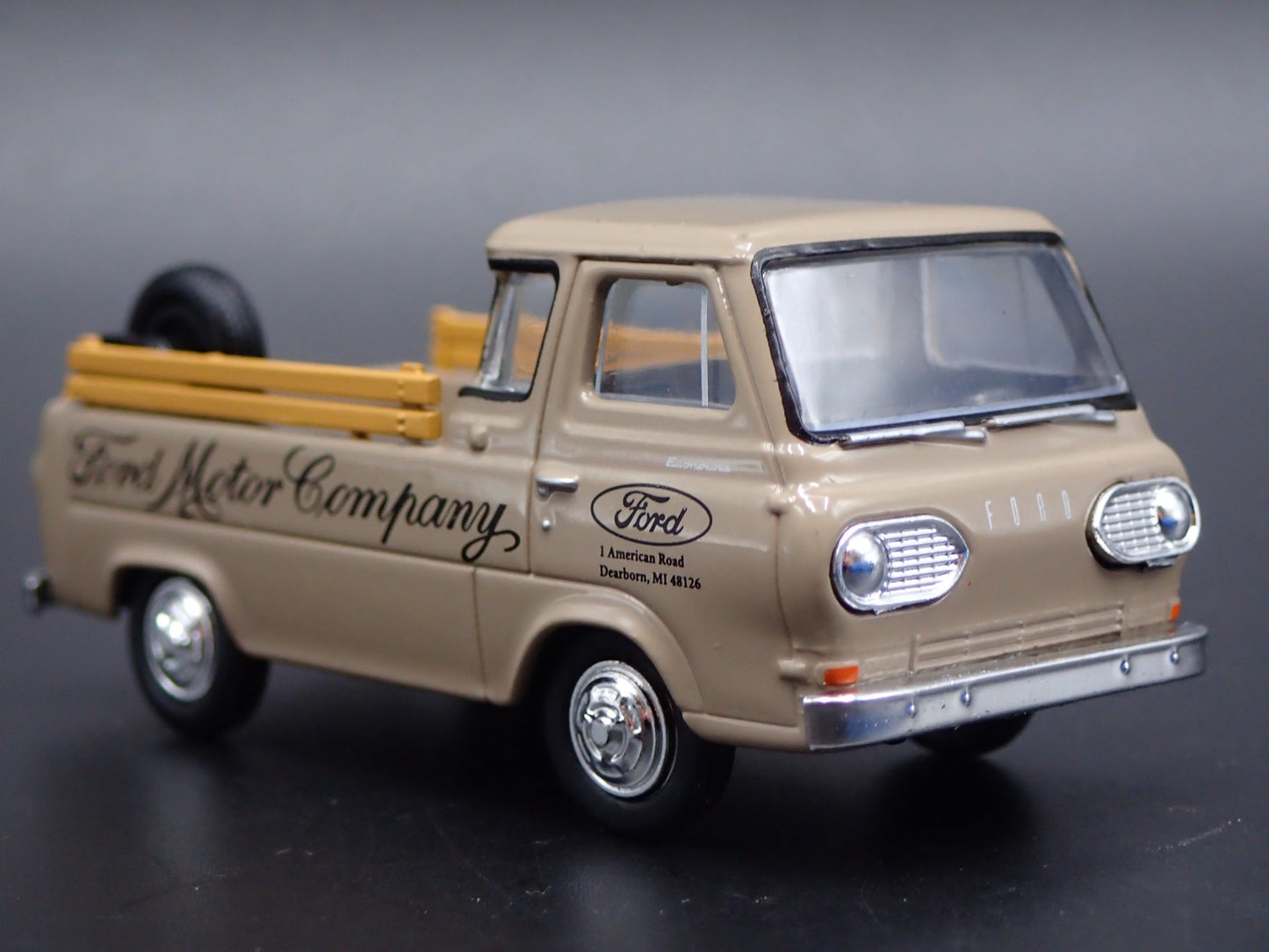 1964 64 FORD ECONOLINE PICKUP TRUCK RARE 1:64 SCALE DIORAMA DIECAST MODEL CAR