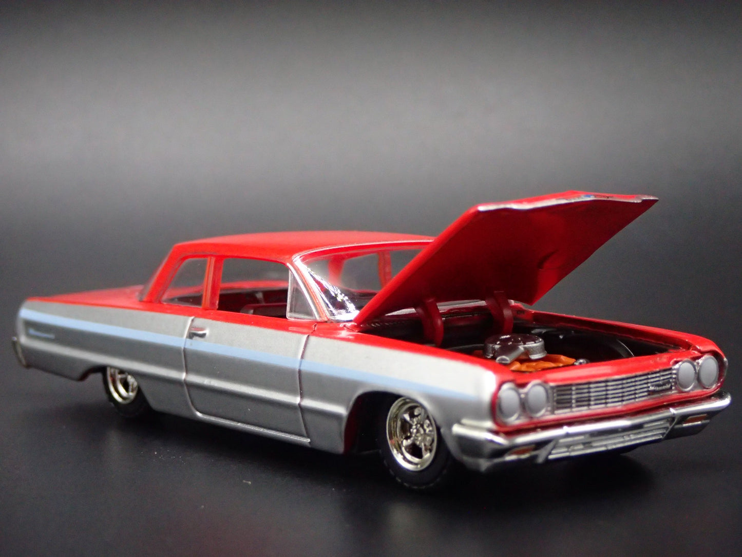 1964 64 CHEVY CHEVROLET BISCAYNE RED 1:64 SCALE DIORAMA DIECAST MODEL CAR