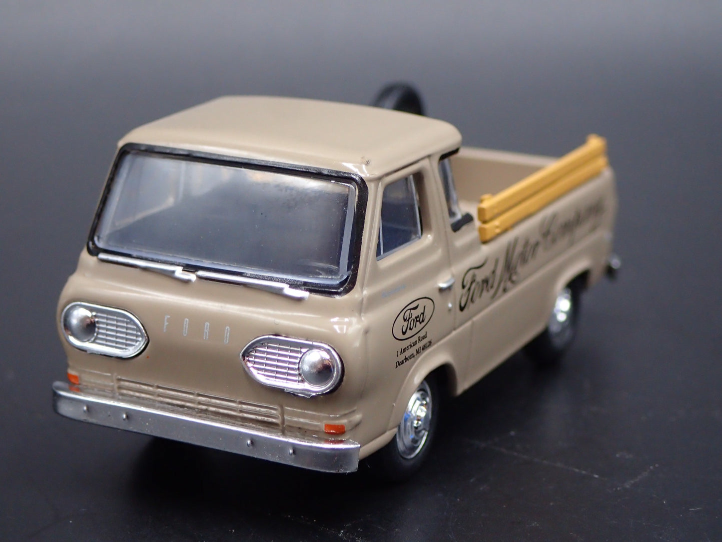 1964 64 FORD ECONOLINE PICKUP TRUCK RARE 1:64 SCALE DIORAMA DIECAST MODEL CAR