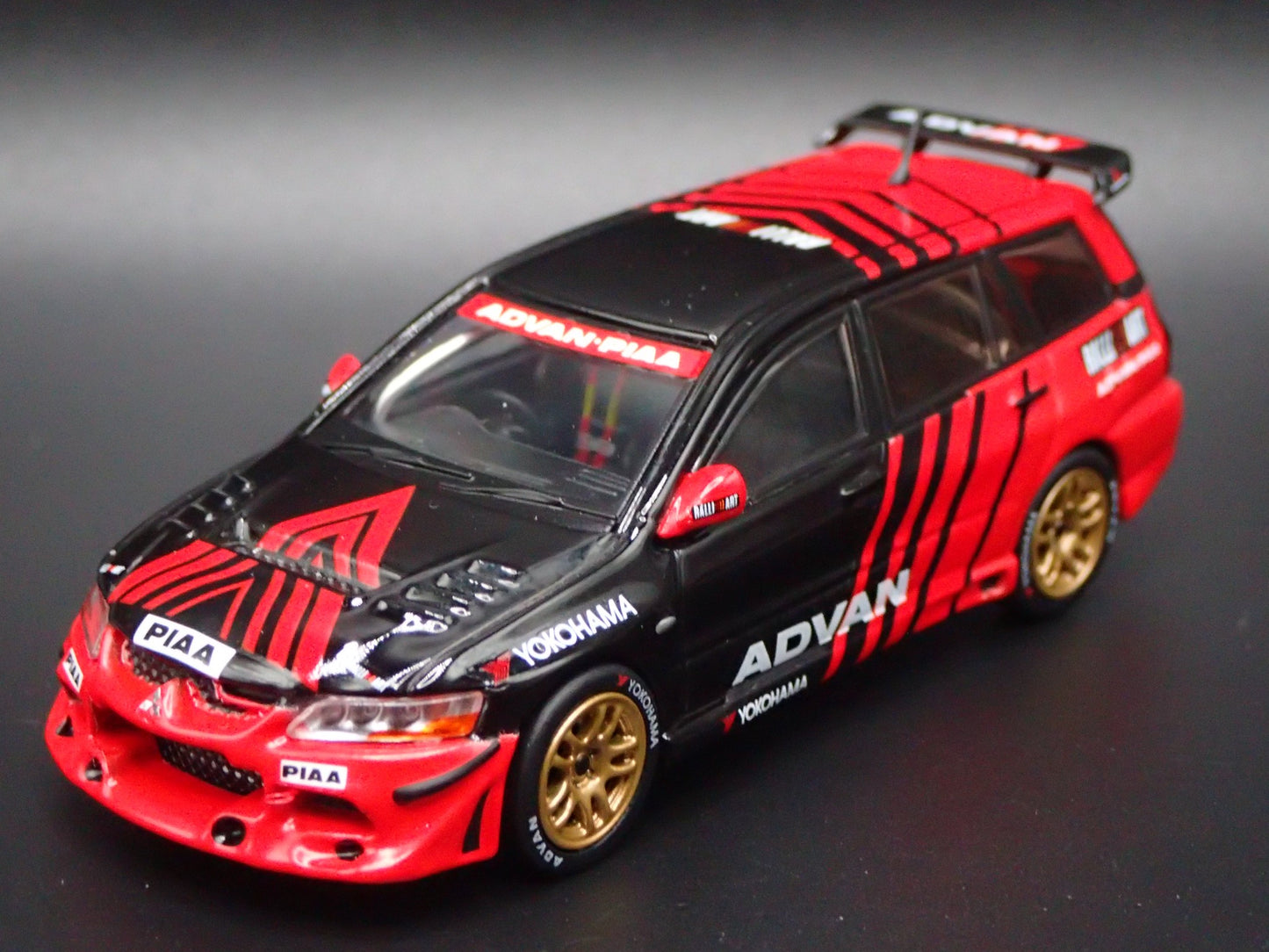 2005-2007 MITSUBISHI LANCER EVOLUTION EVO IX WAGON 1:64 SCALE DIECAST MODEL CAR