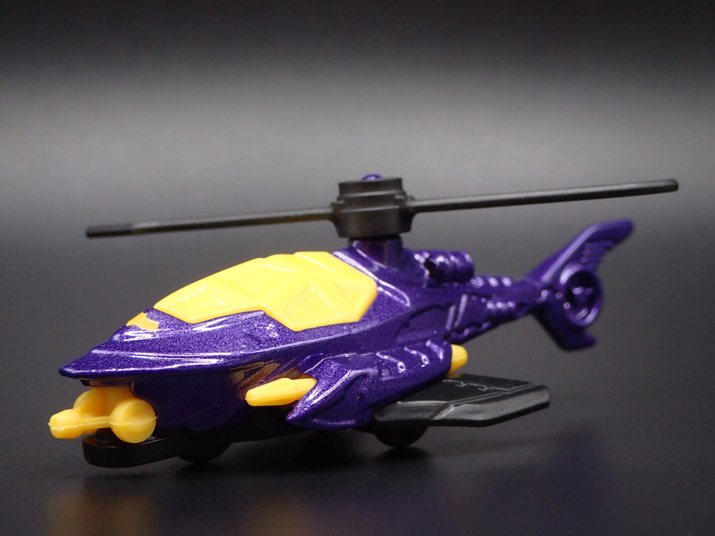 BATMAN BATCOPTER MOBILE RARE 1:64 SCALE COLLECTIBLE DIORAMA DIECAST MODEL CAR