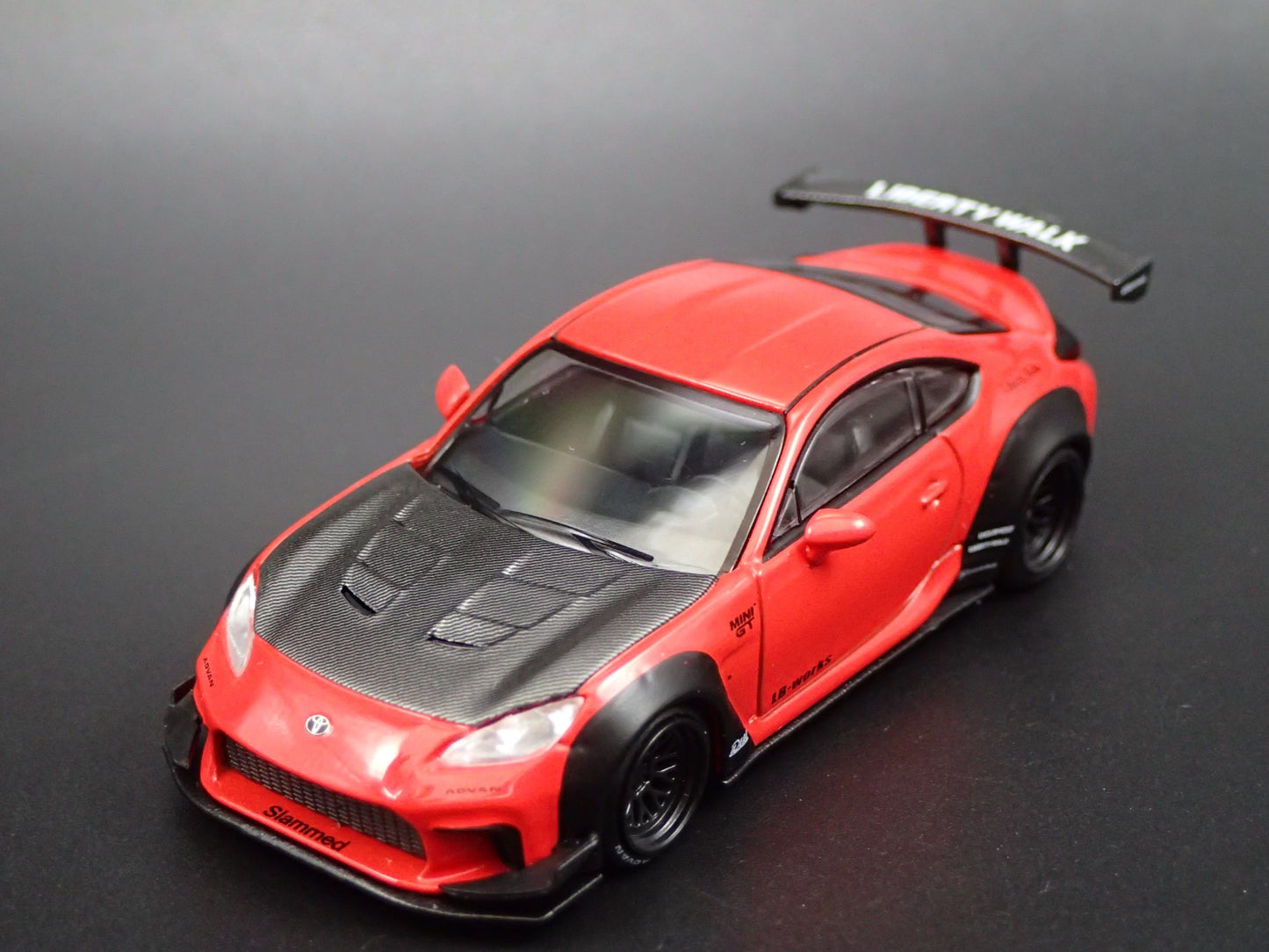 2021-2025 TOYOTA GR86 LB NATION 1/64 SCALE COLLECTIBLE DIORAMA DIECAST MODEL CAR