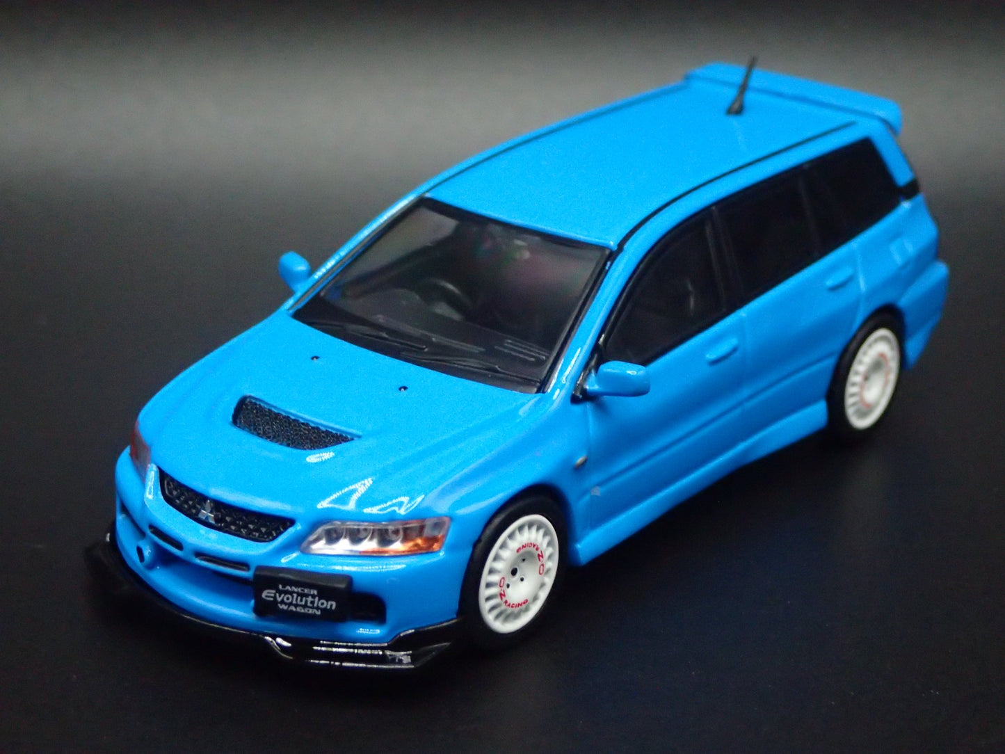 2005-2007 MITSUBISHI LANCER EVOLUTION EVO IX WAGON 1:64 SCALE DIECAST MODEL CAR