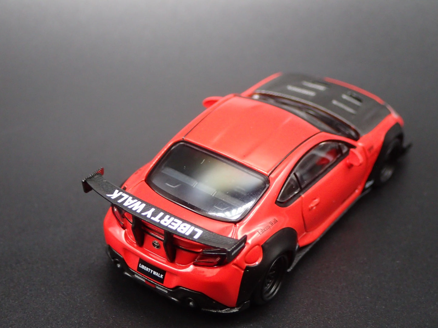 2021-2025 TOYOTA GR86 LB NATION 1/64 SCALE COLLECTIBLE DIORAMA DIECAST MODEL CAR