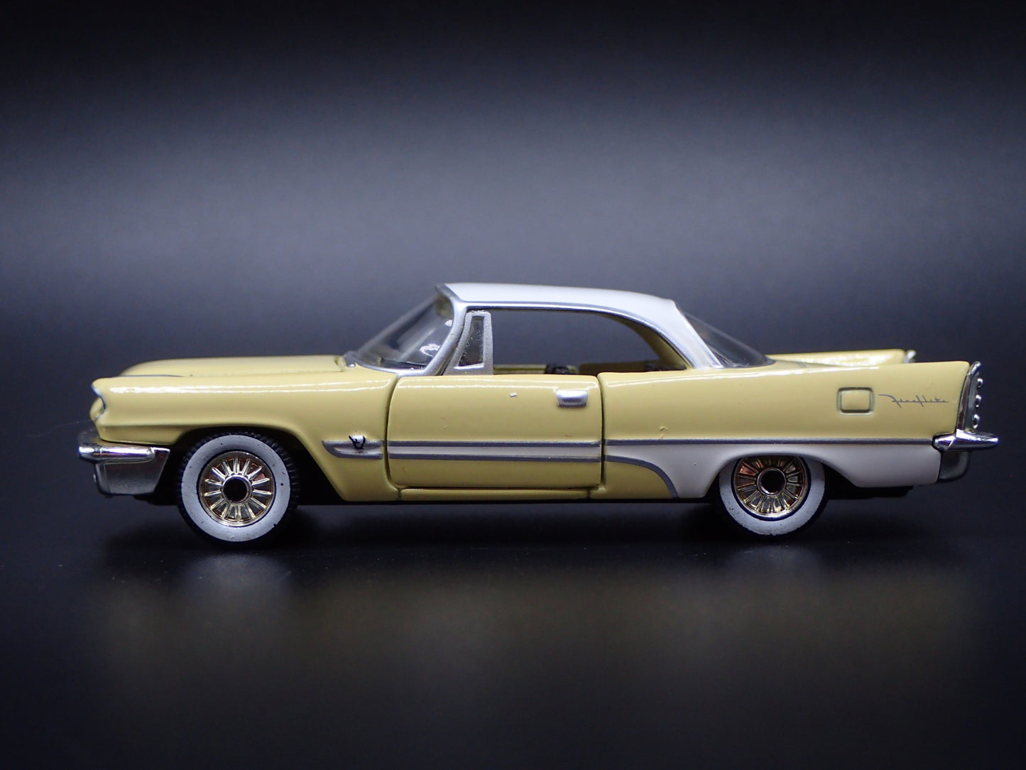 1957 57 DESOTO FIREFLITE YELLOW 1:64 SCALE COLLECTIBLE DIORAMA DIECAST MODEL CAR