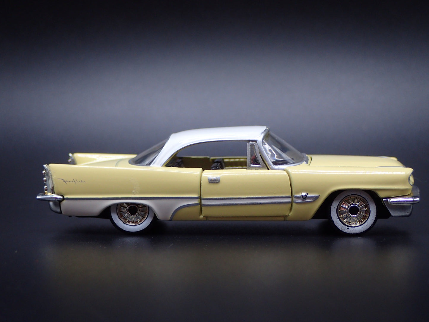 1957 57 DESOTO FIREFLITE YELLOW 1:64 SCALE COLLECTIBLE DIORAMA DIECAST MODEL CAR