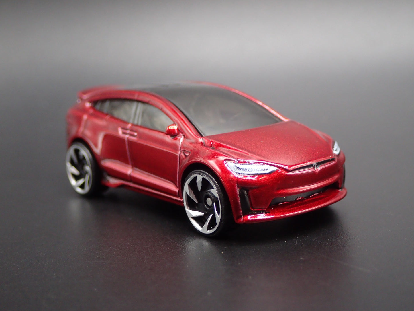 2016-2025 TESLA MODEL X SUV RED 1:64 SCALE COLLECTIBLE DIORAMA DIECAST MODEL CAR