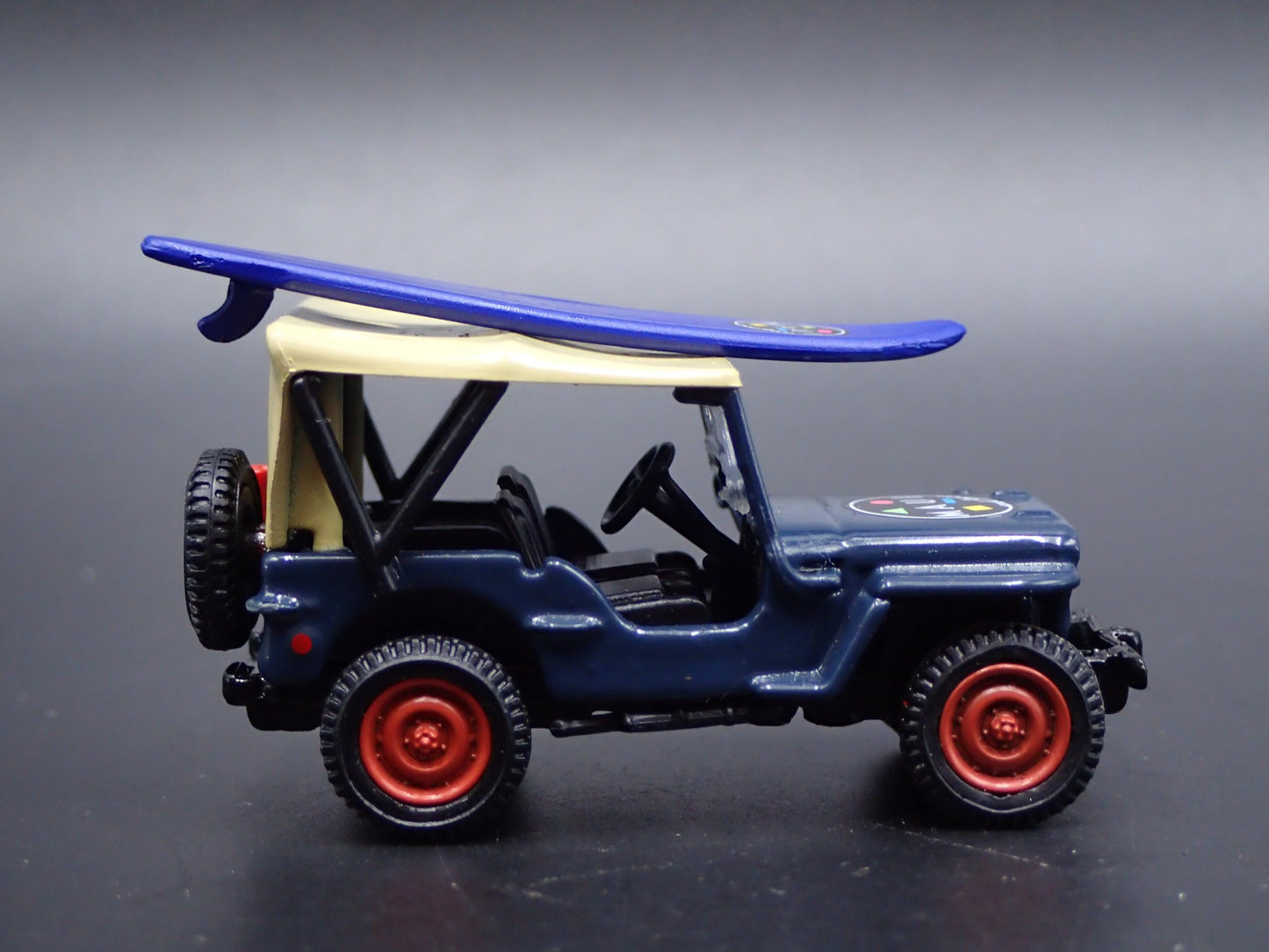 1944 44 JEEP MB WILLYS USA MAUI & SONS RARE 1:64 SCALE DIORAMA DIECAST MODEL CAR