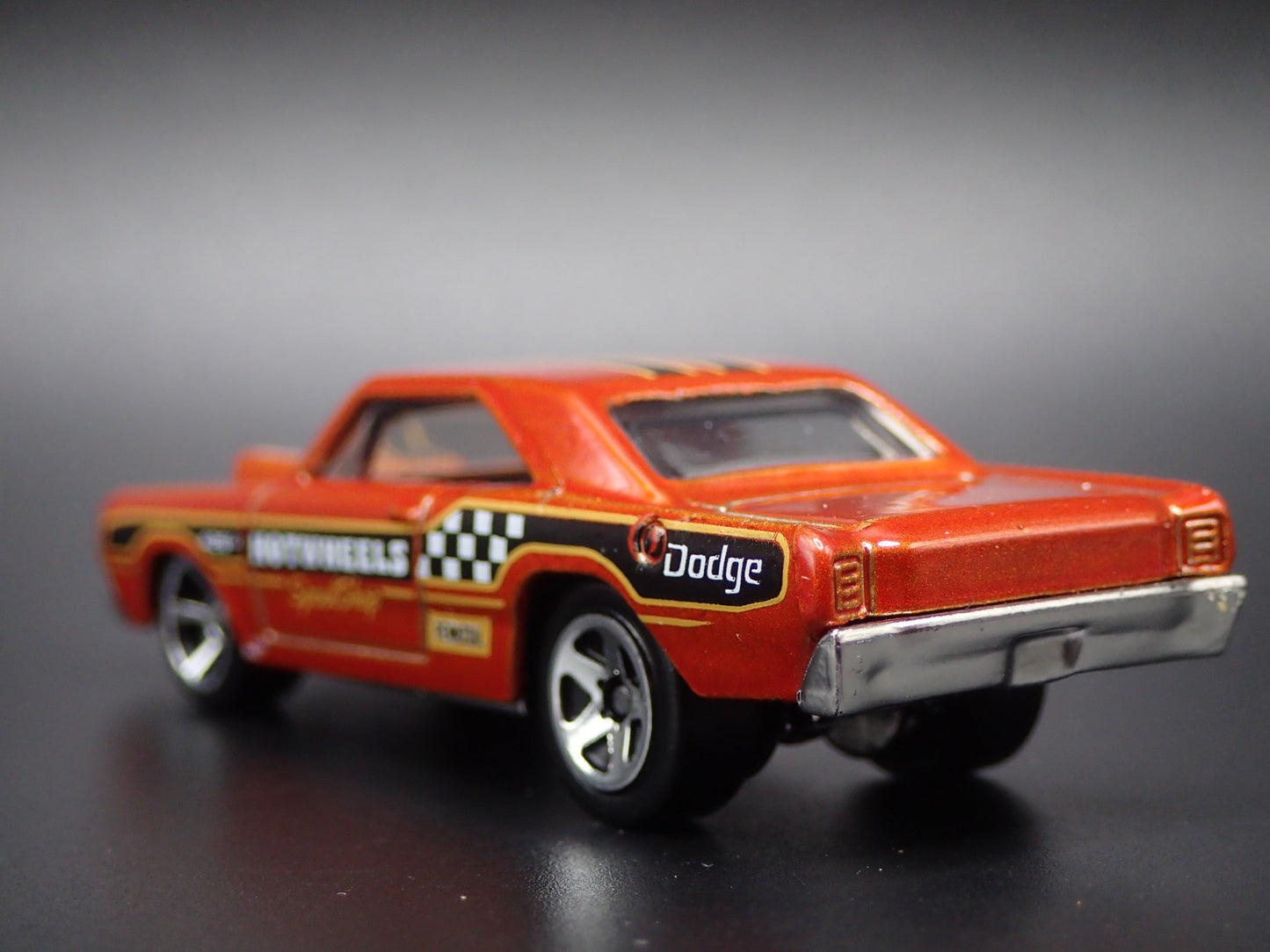 1968 68 DODGE DART NHRA DRAG HOT WHEELS 164 SCALE DIORAMA DIECAST MODEL CAR