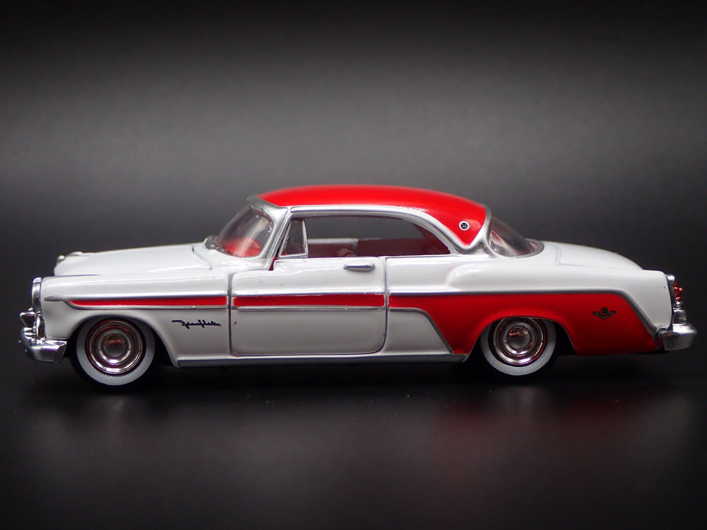 1955 55 DESOTO FIREFLITE WHITE 1/64 SCALE COLLECTIBLE DIORAMA DIECAST MODEL CAR