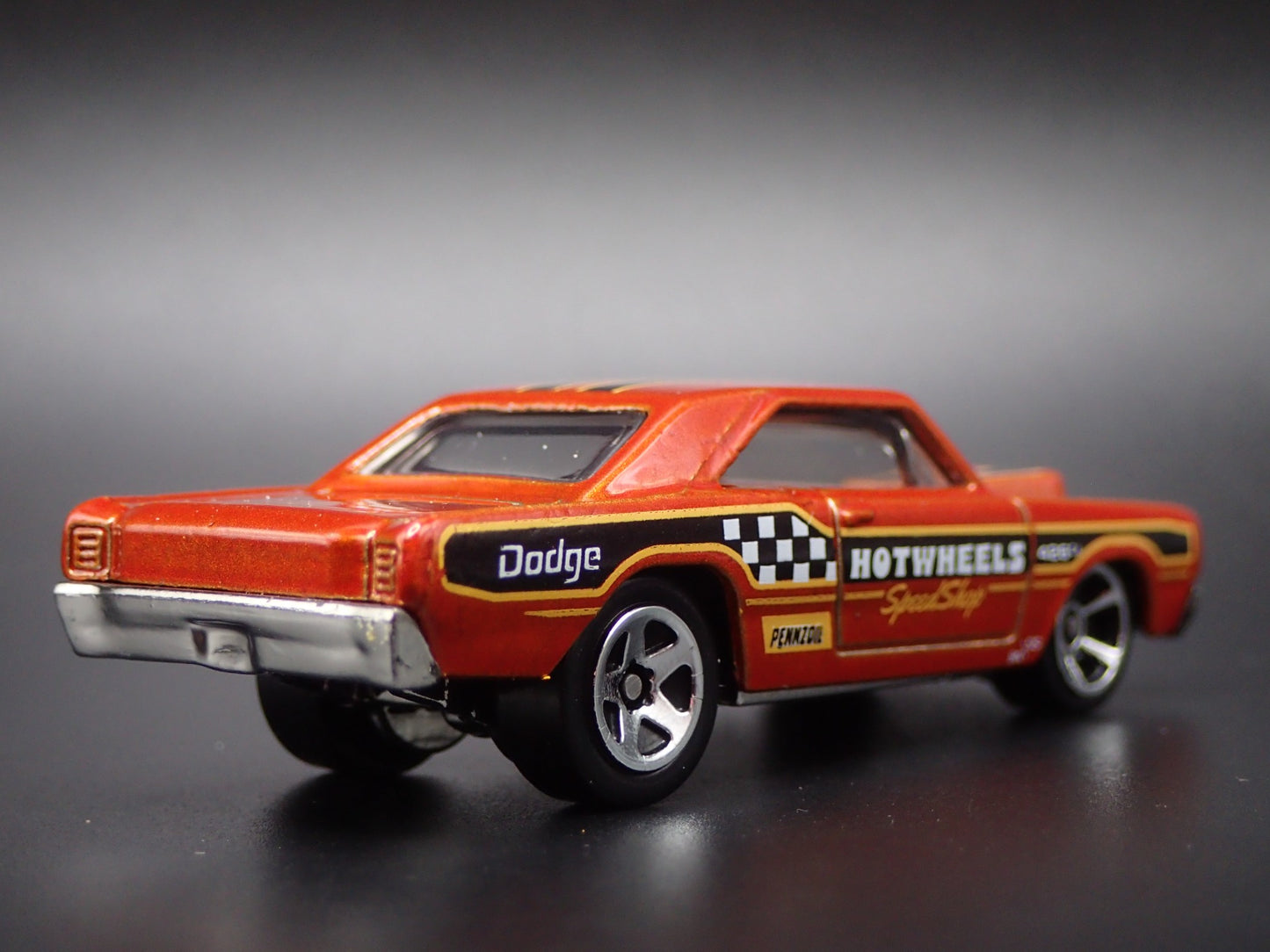 1968 68 DODGE DART NHRA DRAG HOT WHEELS 164 SCALE DIORAMA DIECAST MODEL CAR