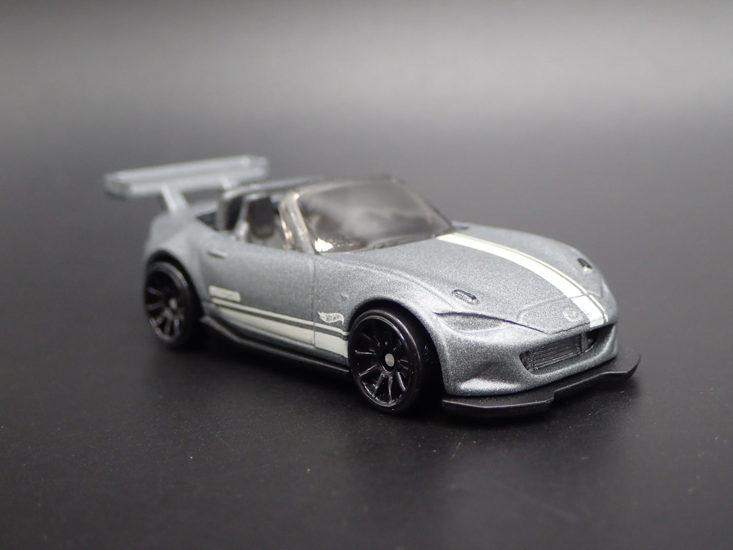 2015-2025 MAZDA MX5 MIATA CONVERTIBLE ND 1:64 SCALE DIORAMA DIECAST MODEL CAR