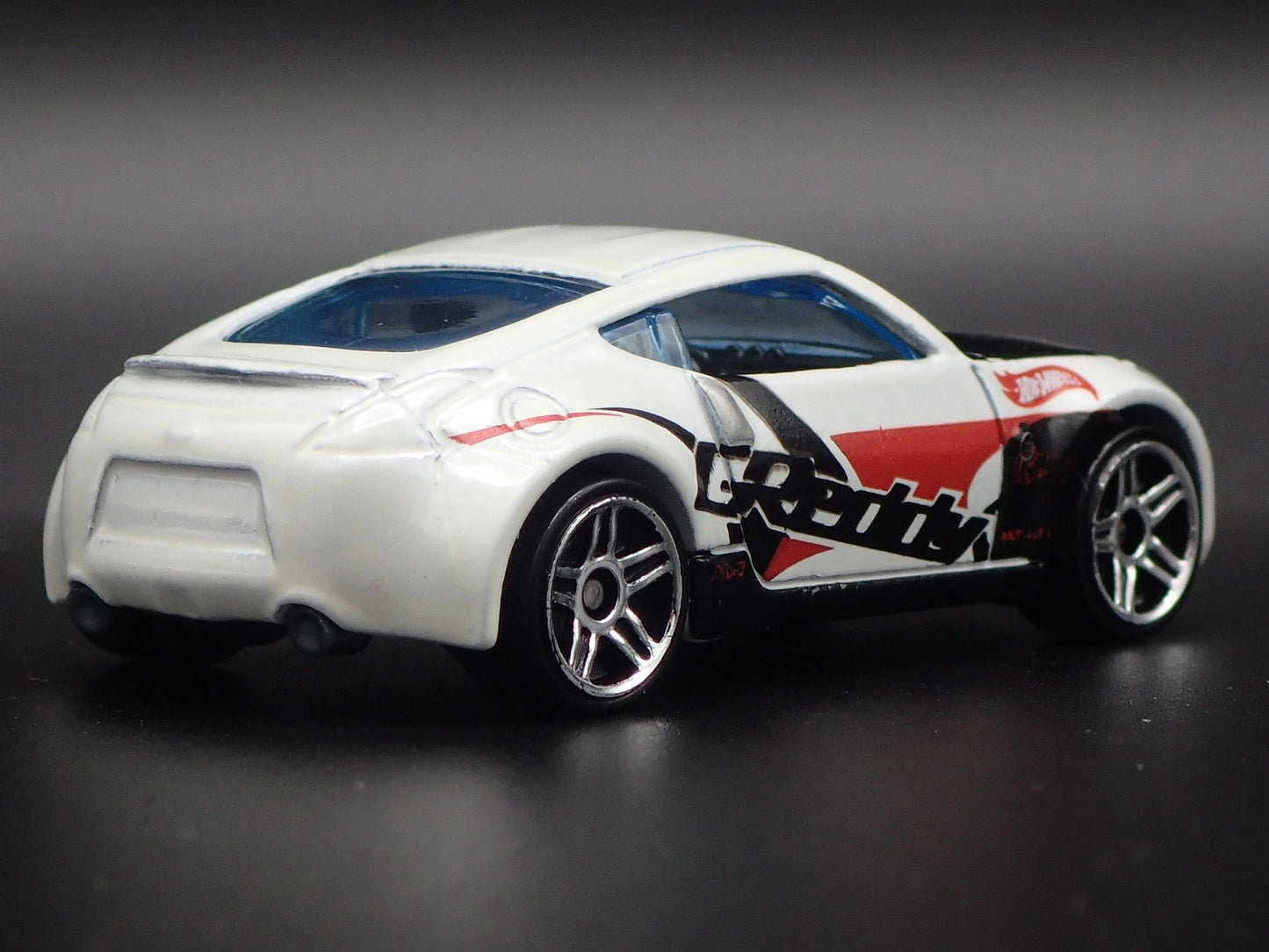 2009-2020 NISSAN 370Z GREDDY WHITE 1:64 SCALE COLLECTIBLE DIECAST MODEL CAR