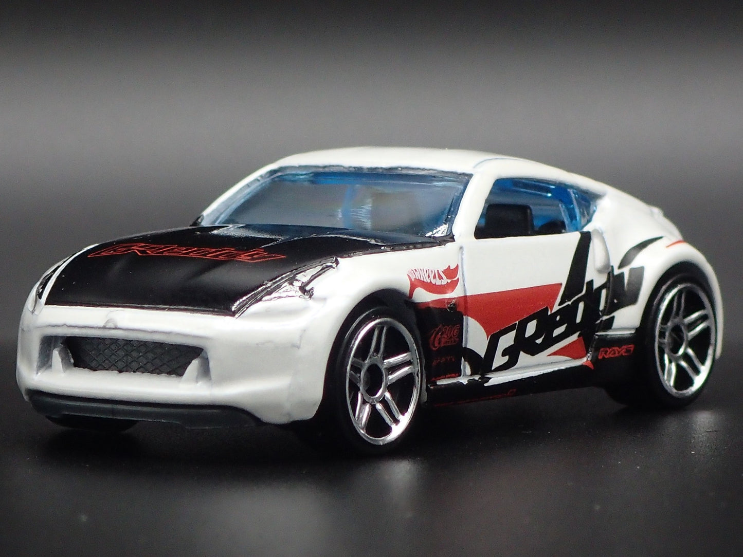 2009-2020 NISSAN 370Z GREDDY WHITE 1:64 SCALE COLLECTIBLE DIECAST MODEL CAR