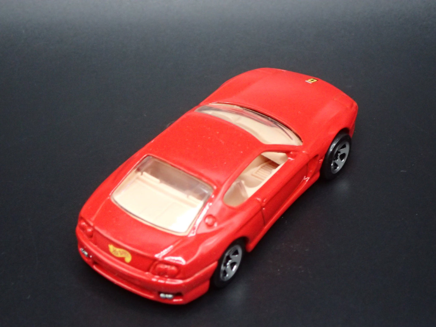 1998-2003 FERRARI 456M RED 1:64 SCALE COLLECTIBLE DIORAMA DIECAST MODEL CAR