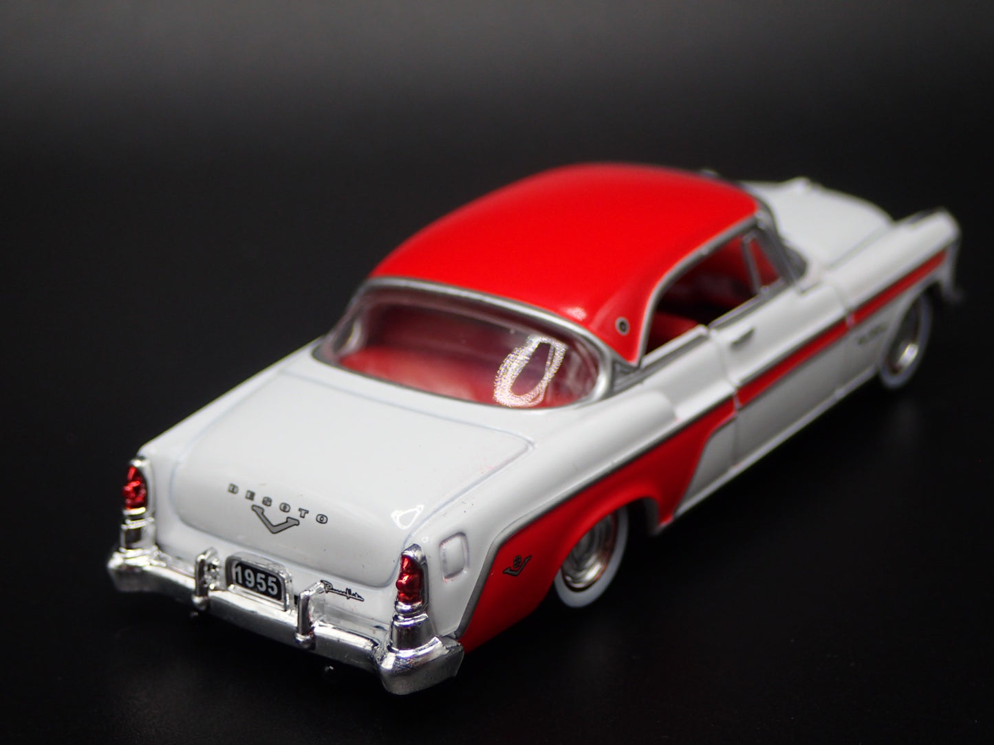 1955 55 DESOTO FIREFLITE WHITE 1/64 SCALE COLLECTIBLE DIORAMA DIECAST MODEL CAR