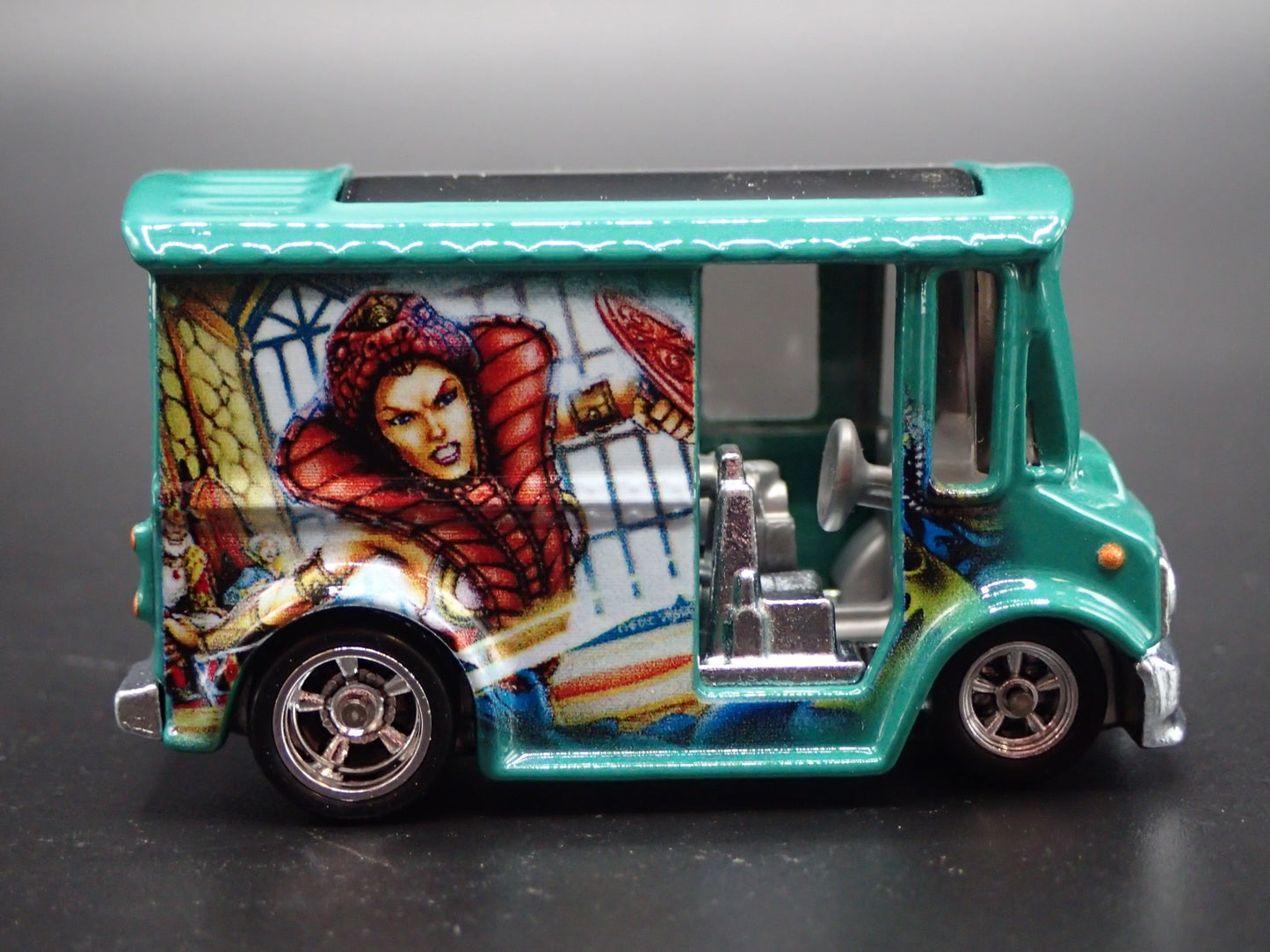 RETRO BREAD DELIVERY TRUCK MOTU MASTERS 1:64 SCALE DIORAMA DIECAST MODEL CAR