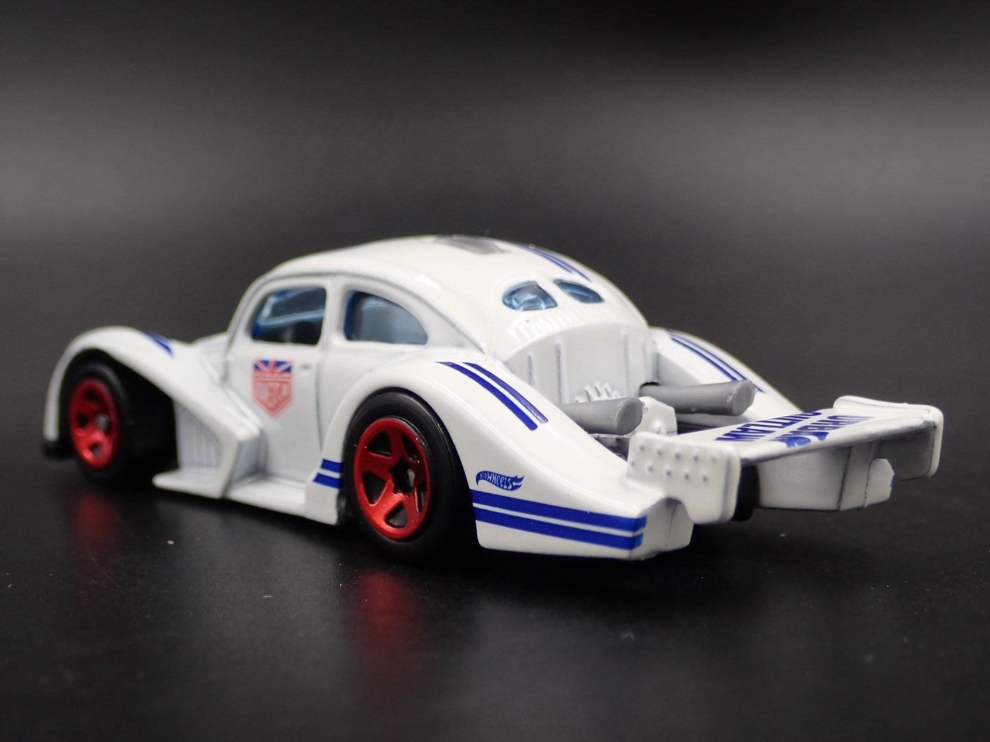 VW VOLKSWAGEN KAFER RACER BEETLE BUG URBAN OUTLAW 1:64 SCALE DIECAST MODEL CAR