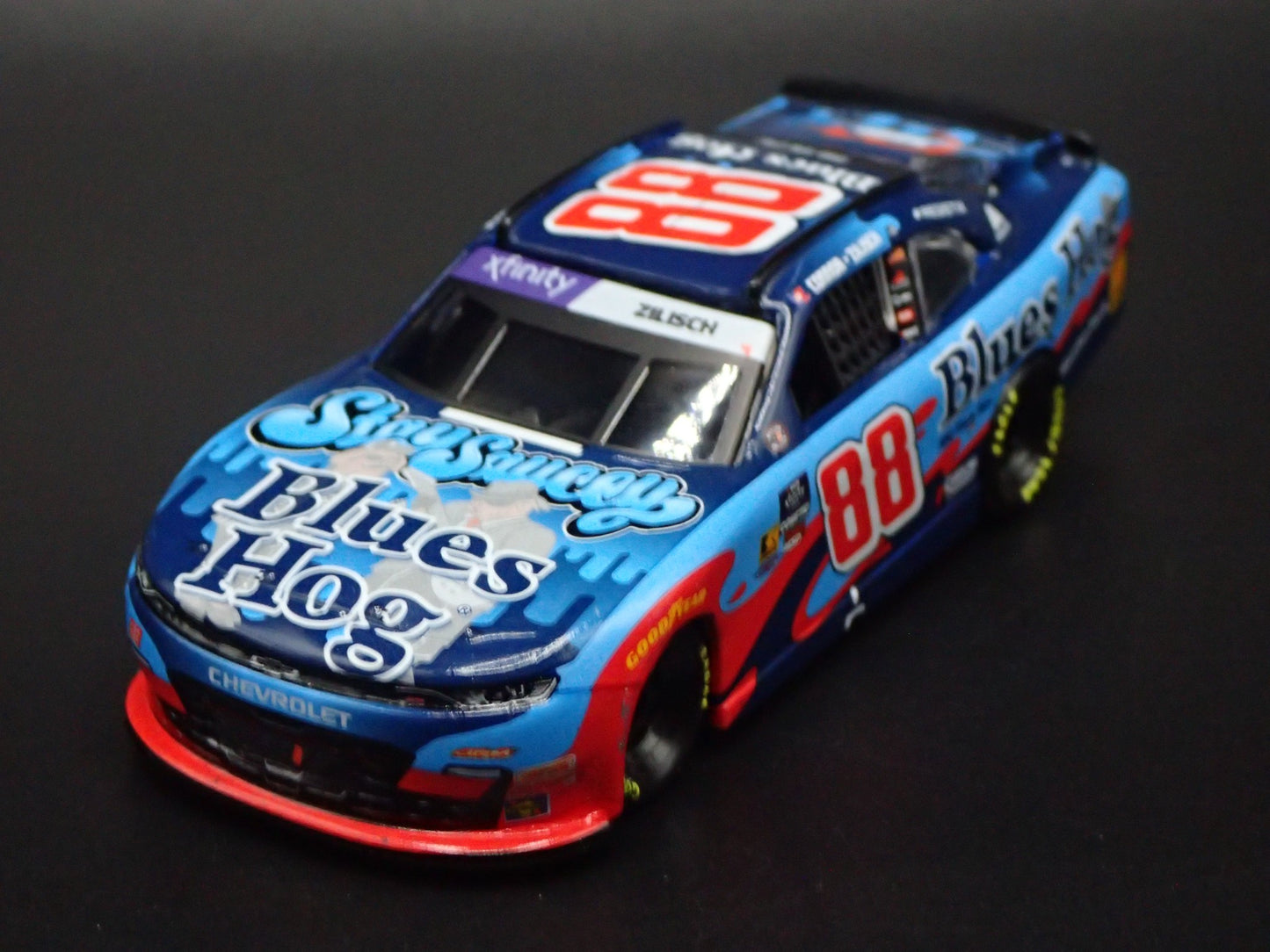 2025 25 CHEVROLET 88 KYLE LARSON BLUES HOG TEXAS NASCAR WIN 1:64 DIECAST CAR