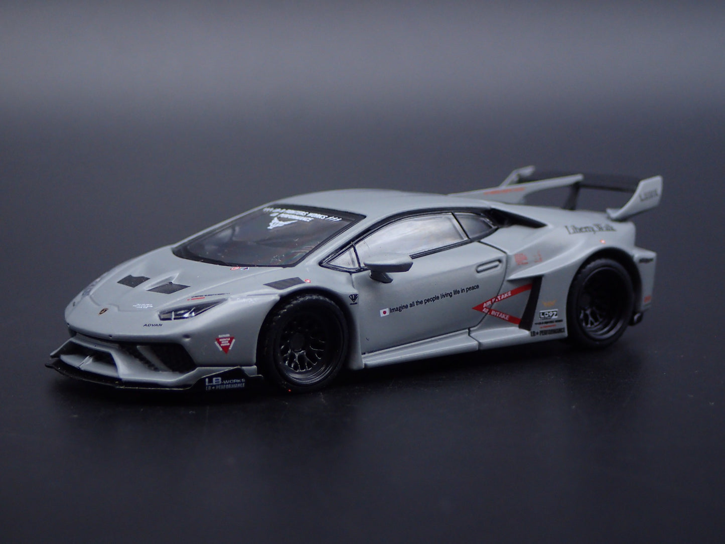2019-2024 LAMBORGHINI HURACAN LIBERTY WORKS SUPER 1:64 SCALE DIECAST MODEL CAR