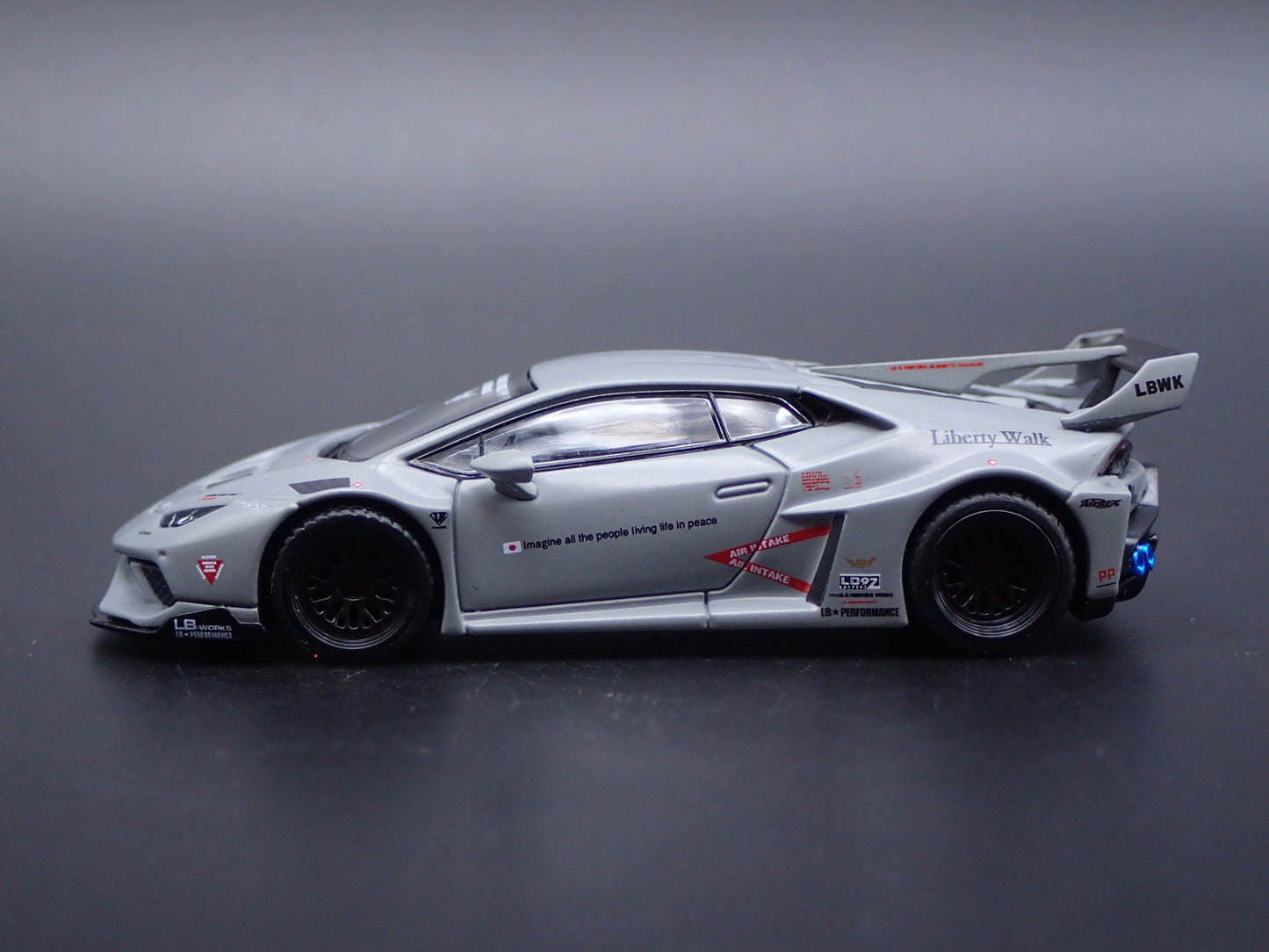 2019-2024 LAMBORGHINI HURACAN LIBERTY WORKS SUPER 1:64 SCALE DIECAST MODEL CAR