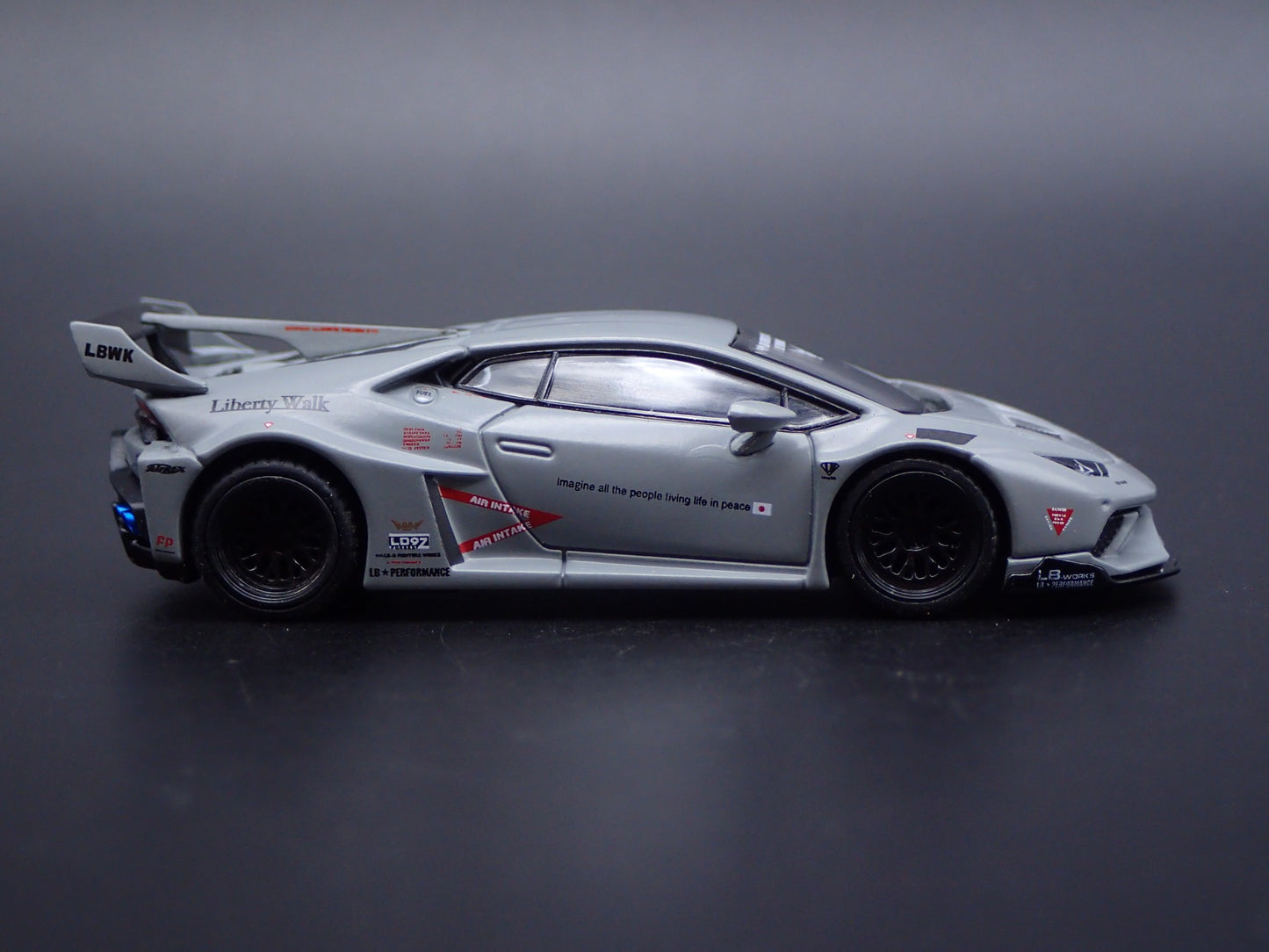 2019-2024 LAMBORGHINI HURACAN LIBERTY WORKS SUPER 1:64 SCALE DIECAST MODEL CAR