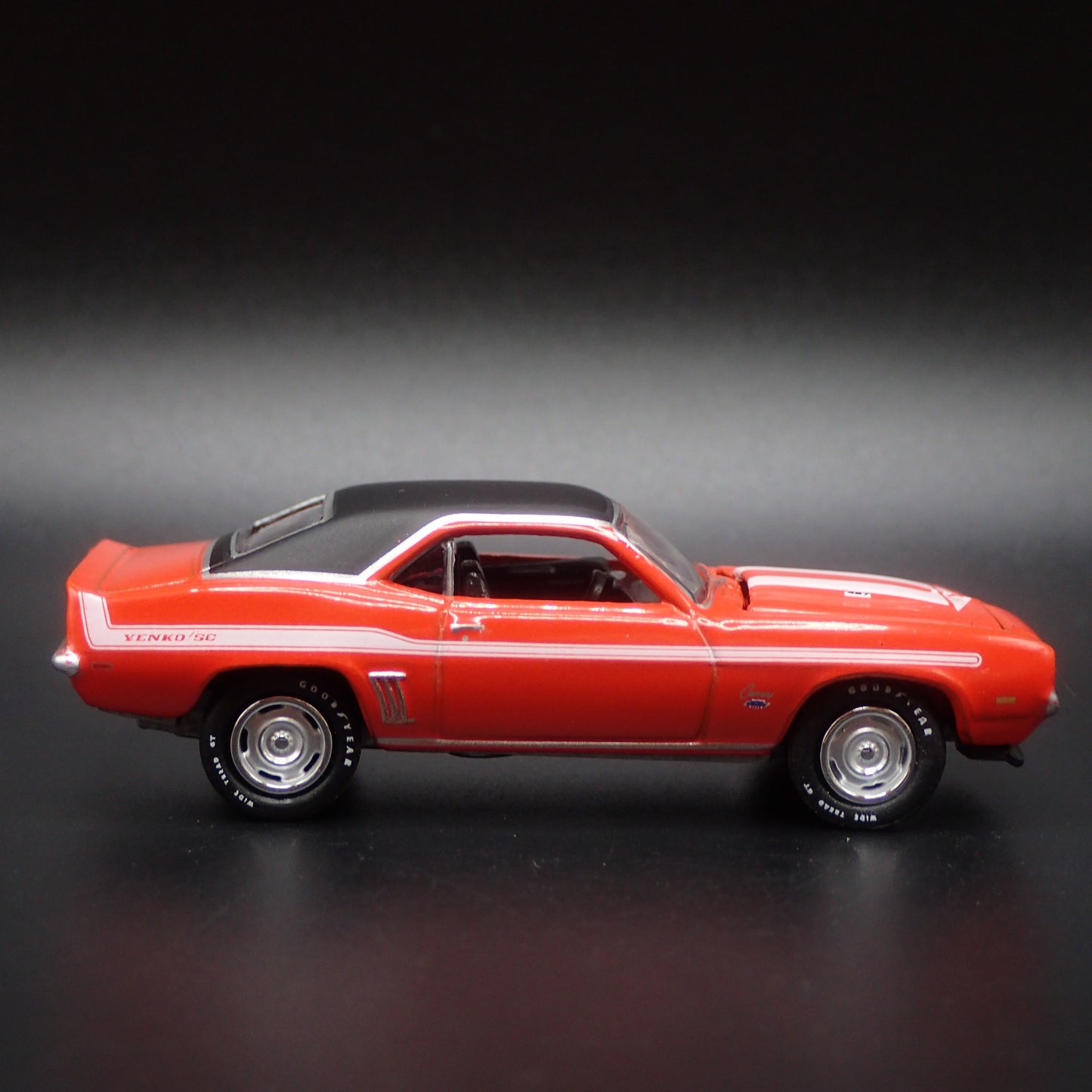 1969 69 CHEVY CHEVROLET CAMARO YENKO 1:64 SCALE COLLECTIBLE DIECAST MODEL CAR