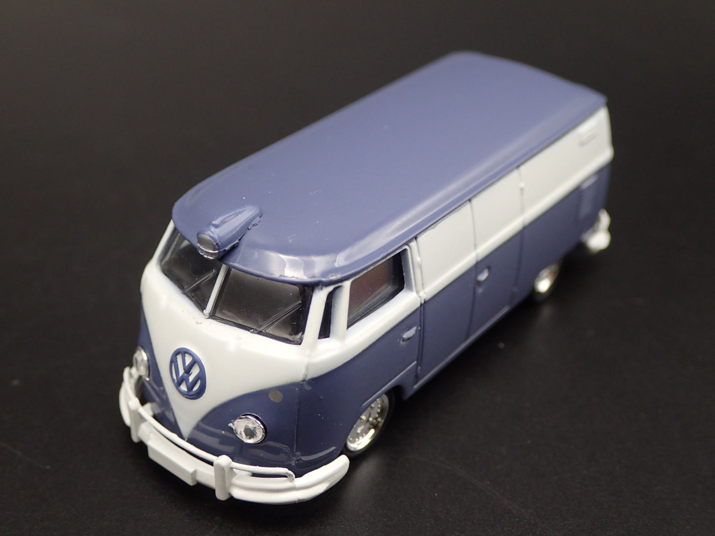 1950-1967 VW VOLKSWAGEN TYPE 2 T1 PANEL VAN 1:64 SCALE DIORAMA DIECAST MODEL CAR