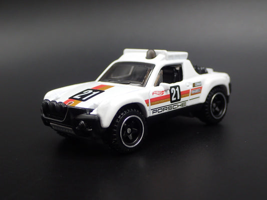 1969-1976 PORSCHE 914 SAFARI 1:64 SCALE COLLECTIBLE DIORAMA DIECAST MODEL CAR