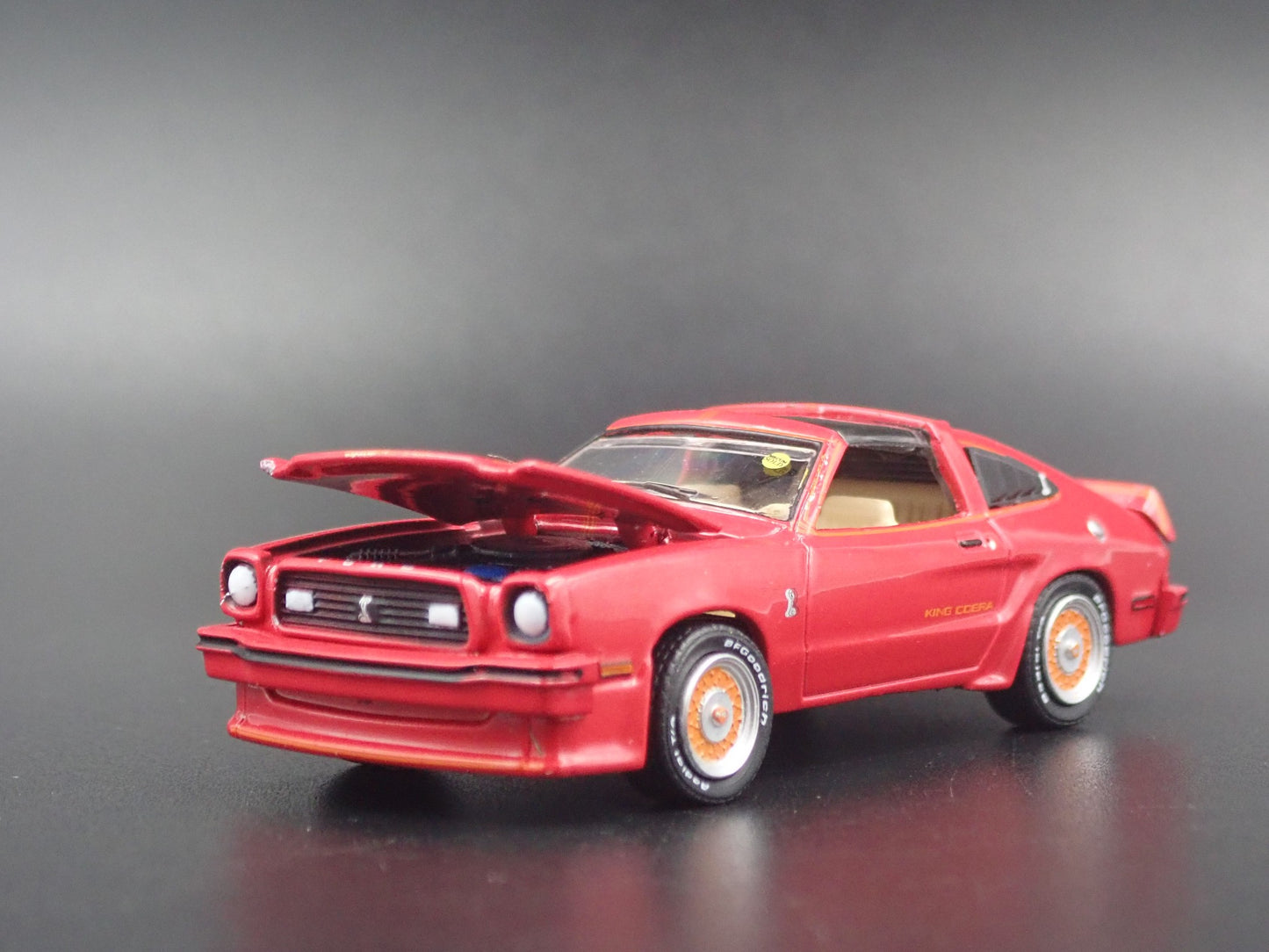 1978 78 FORD MUSTANG II KING COBRA RED 1:64 SCALE COLLECTIBLE DIECAST MODEL CAR