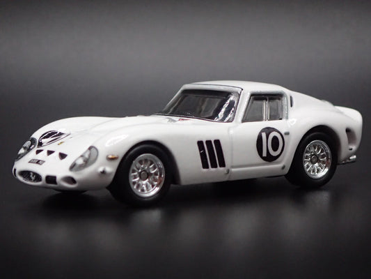FERRARI 250 GTO RACING RARE 1:64 SCALE COLLECTIBLE DIORAMA DIECAST MODEL CAR