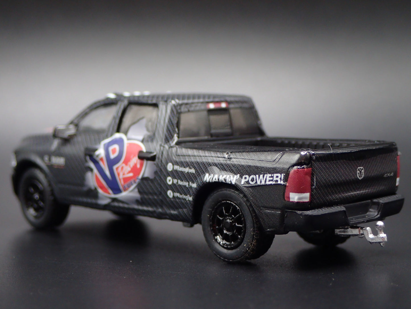 2018 18 RAM 2500 PICKUP TRUCK W/ HITCH VP RACING 1:64 SCALE DIECAST MODEL CAR