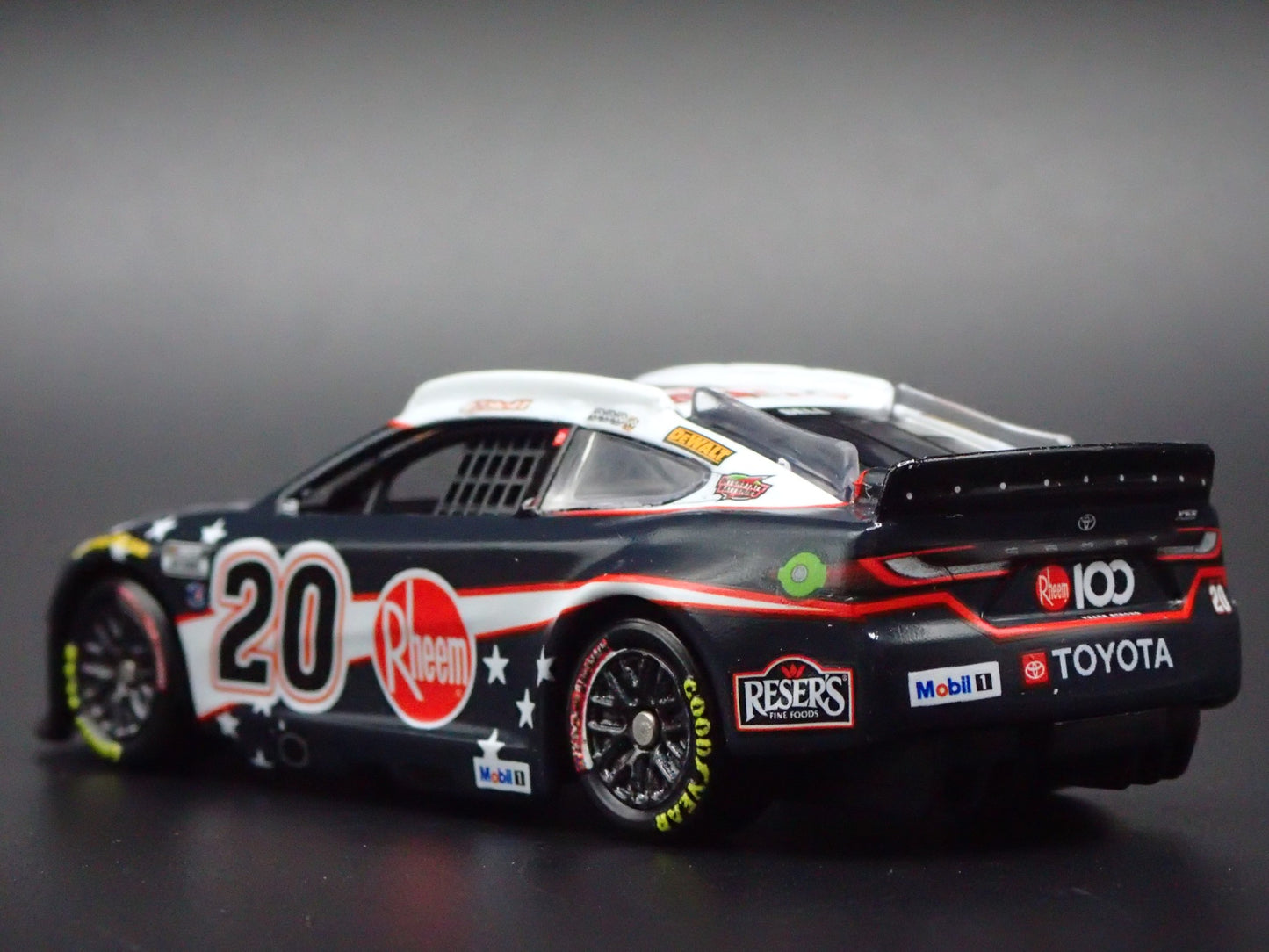 2025 TOYOTA CAMRY 20 CHRISTOPHER BELL RHEEM SALUTES NASCAR 1:64 DIECAST CAR