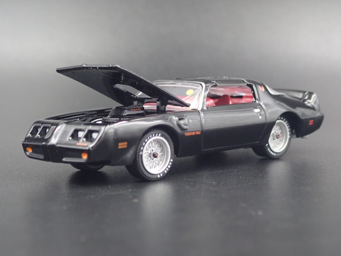 1979 79 PONTIAC FIREBIRD TRANS AM T/A  1:64 SCALE COLLECTIBLE DIECAST MODEL CAR