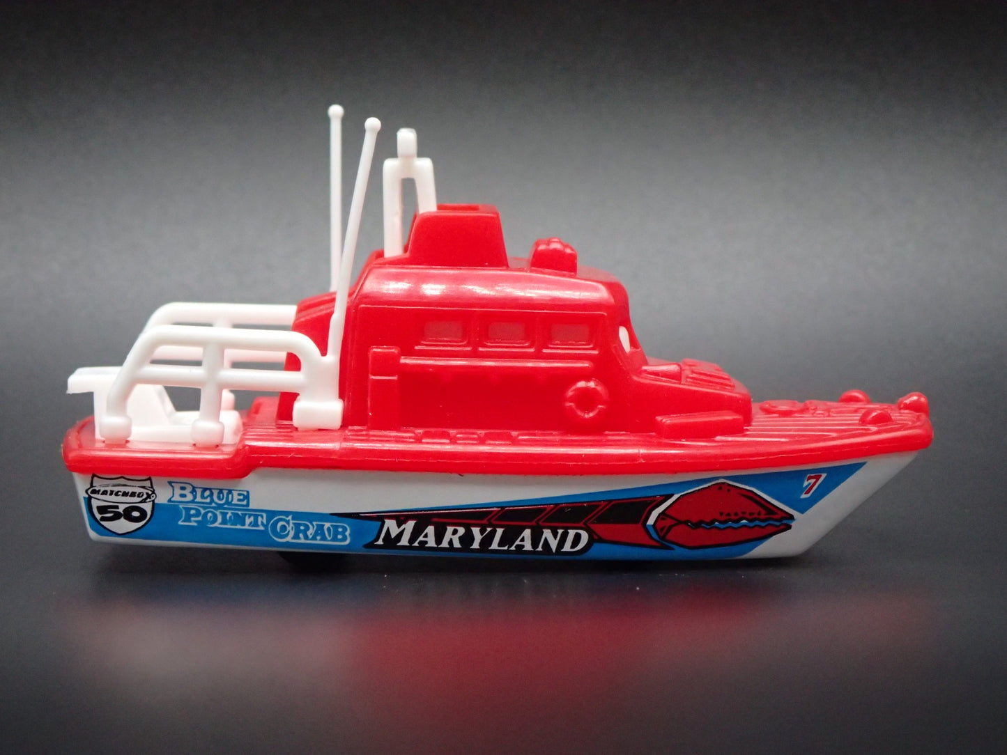 CRABBING BOAT MARYLAND RED 1/64 SCALE COLLECTIBLE DIORAMA PROP MODEL
