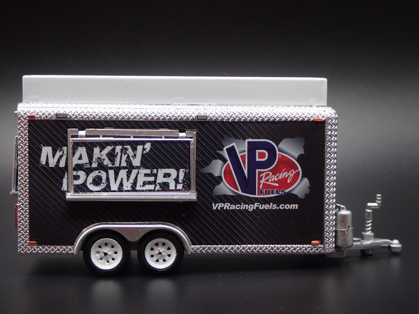 VP RACING MERCHANDISE TRAILER 1:64 SCALE COLLECTIBLE DIORAMA DIECAST MODEL