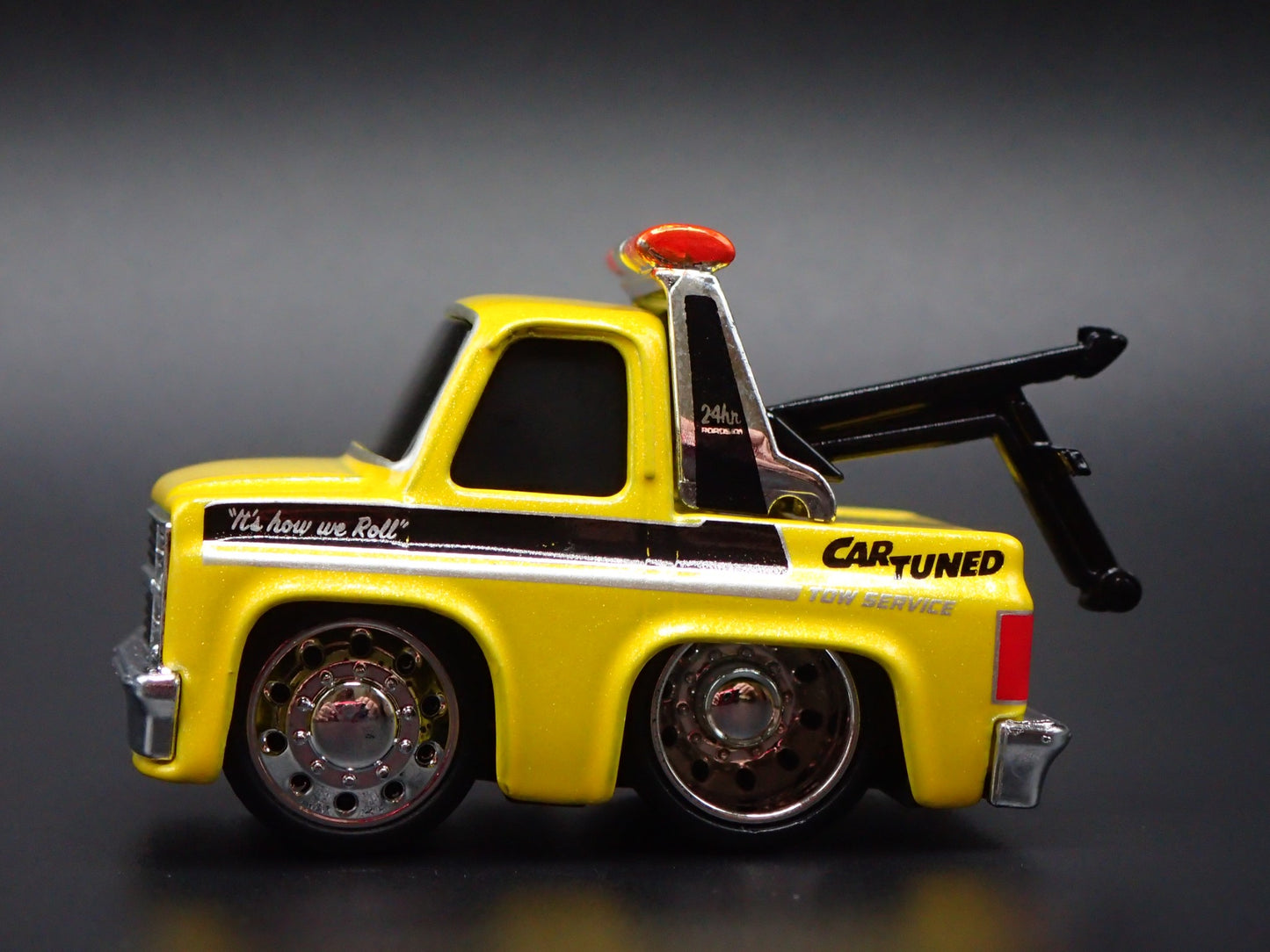 1987 87 CHEVROLET C10 PICKUP TRUCK TOW TRUCK TUNED 1/64 SCALE DIECAST MODEL CAR