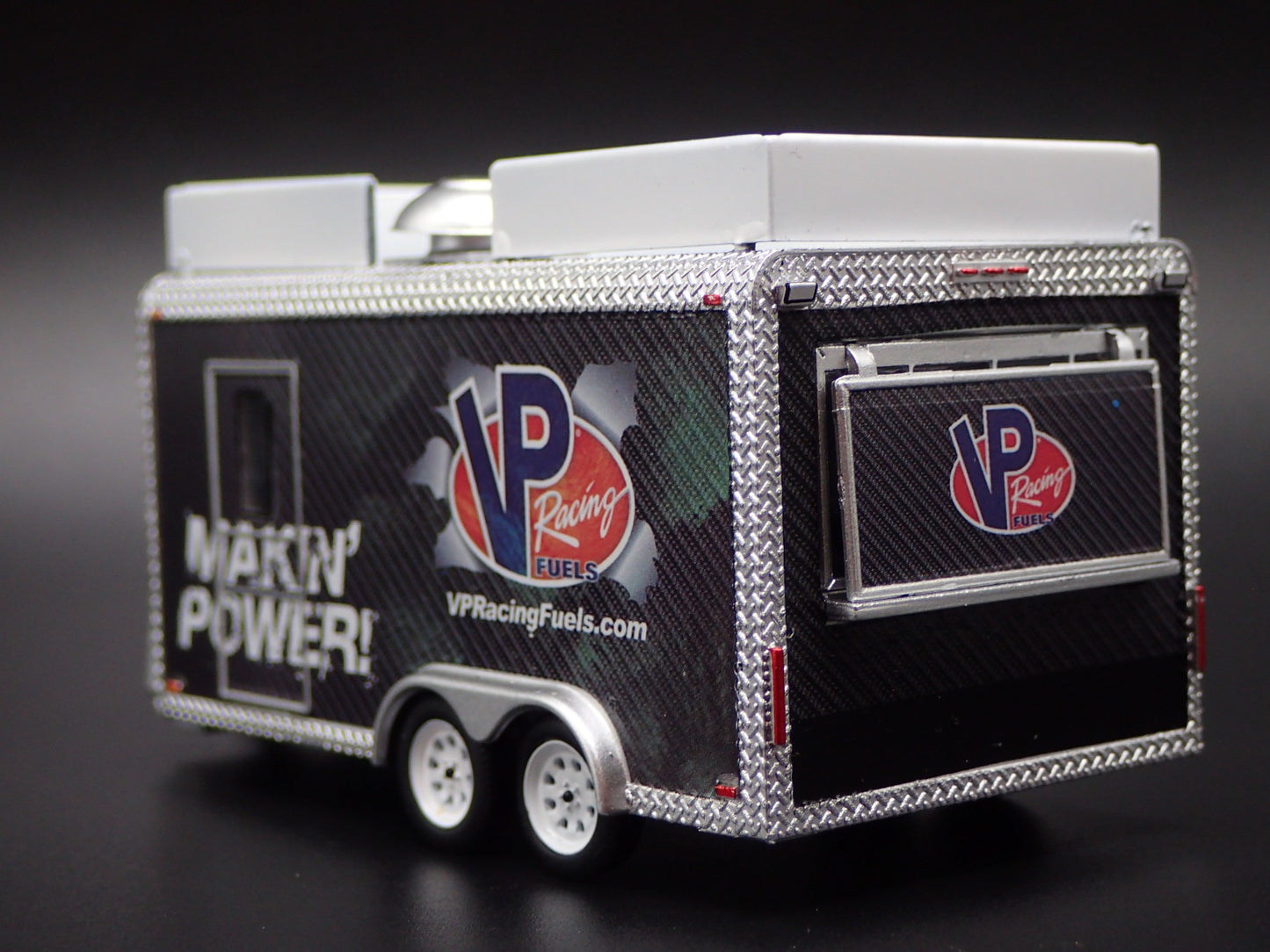 VP RACING MERCHANDISE TRAILER 1:64 SCALE COLLECTIBLE DIORAMA DIECAST MODEL