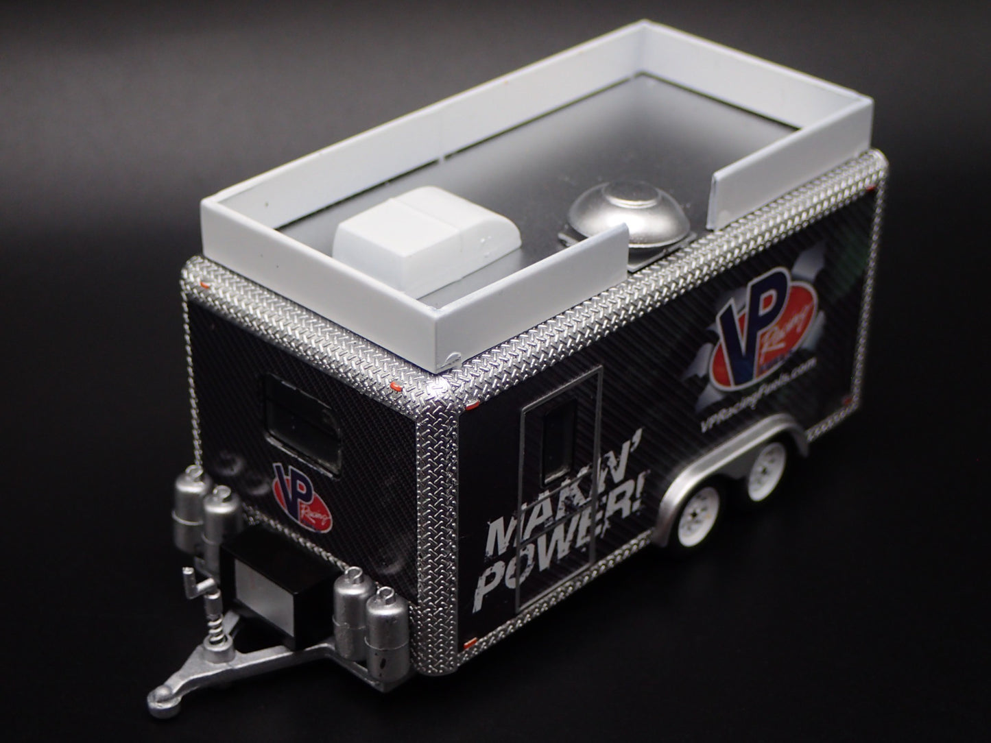 VP RACING MERCHANDISE TRAILER 1:64 SCALE COLLECTIBLE DIORAMA DIECAST MODEL