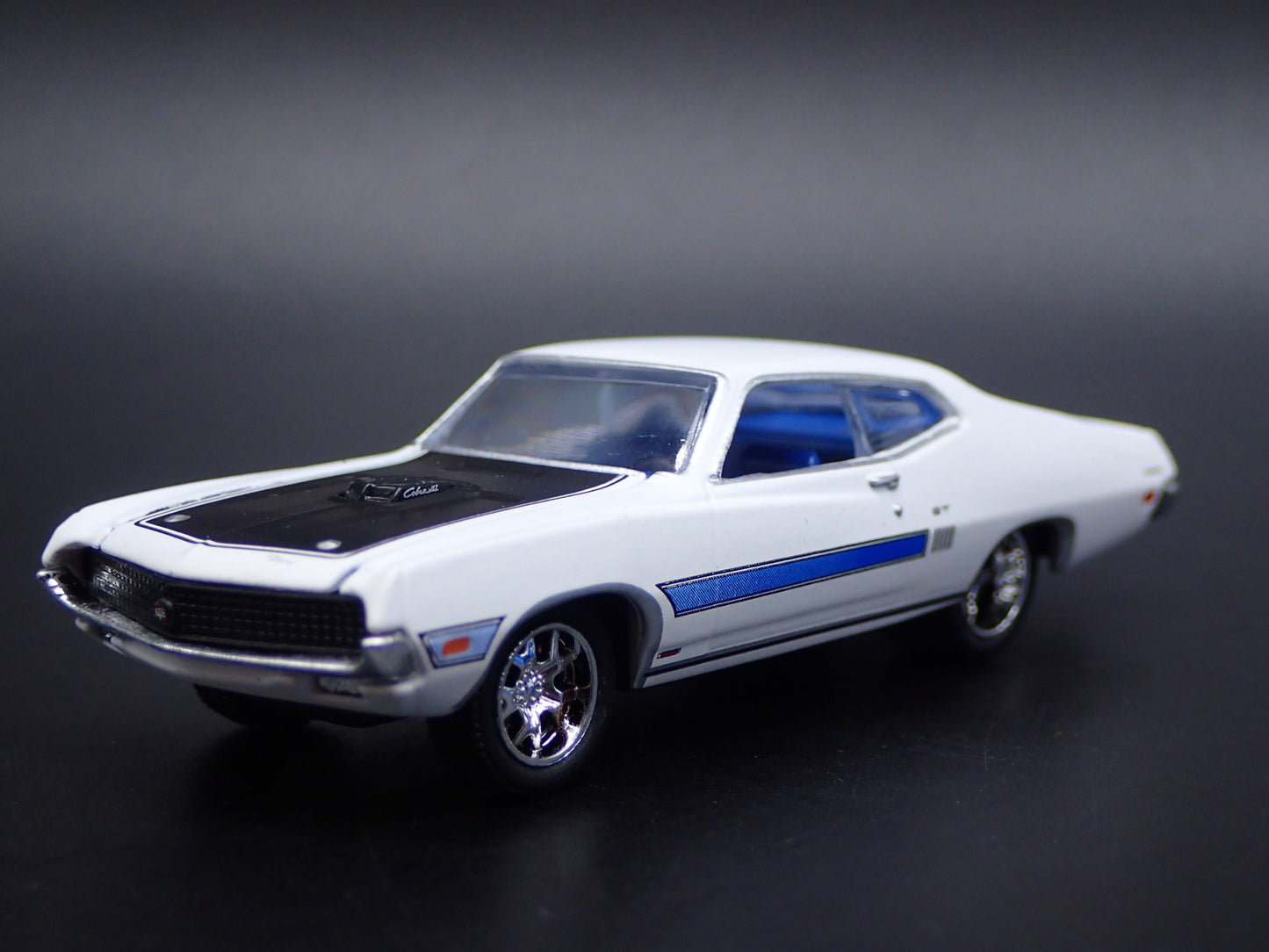 1970 70 FORD TORINO GT 429 SCJ 1:64 SCALE COLLECTIBLE DIORAMA DIECAST MODEL CARz