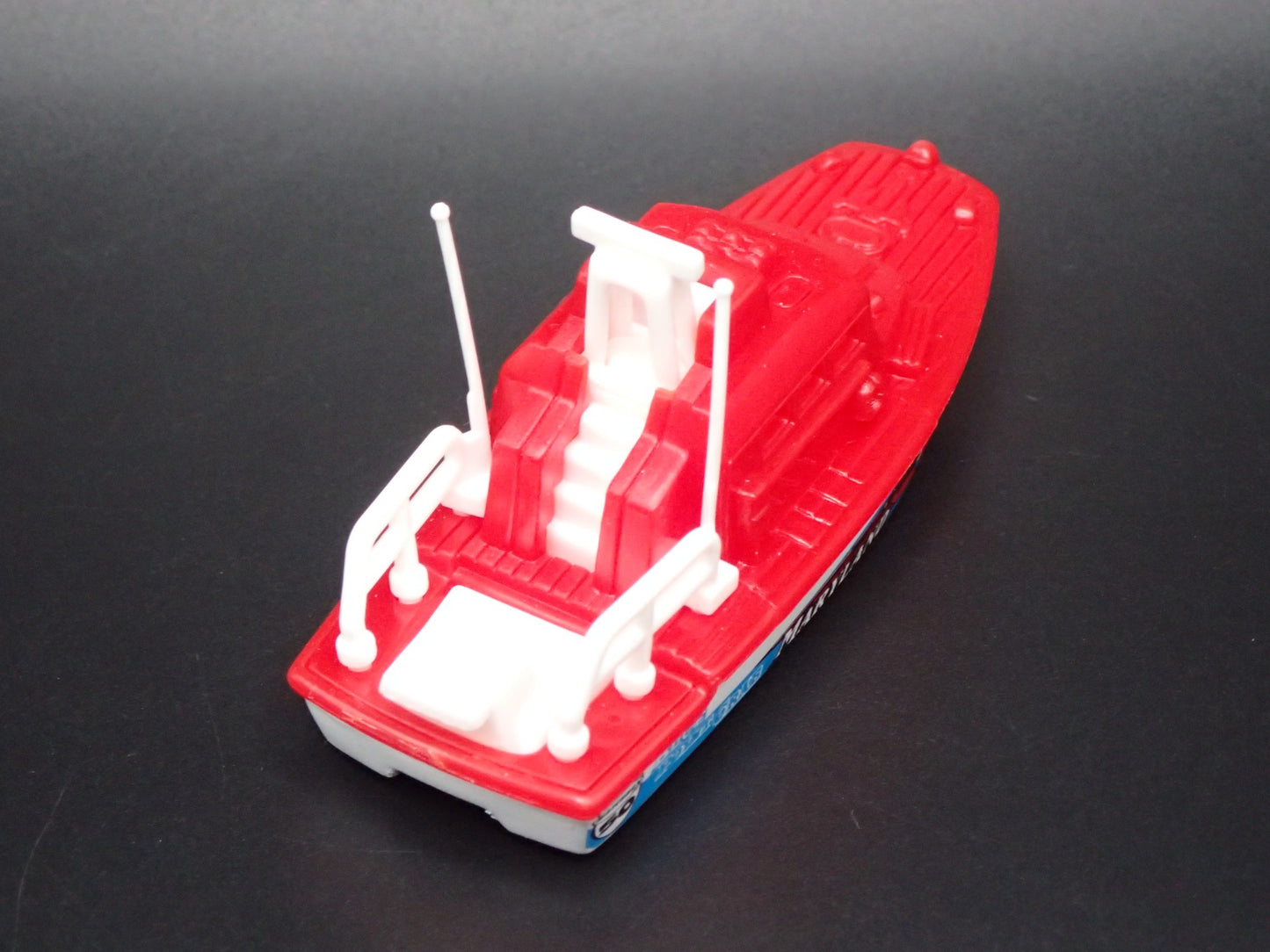 CRABBING BOAT MARYLAND RED 1/64 SCALE COLLECTIBLE DIORAMA PROP MODEL