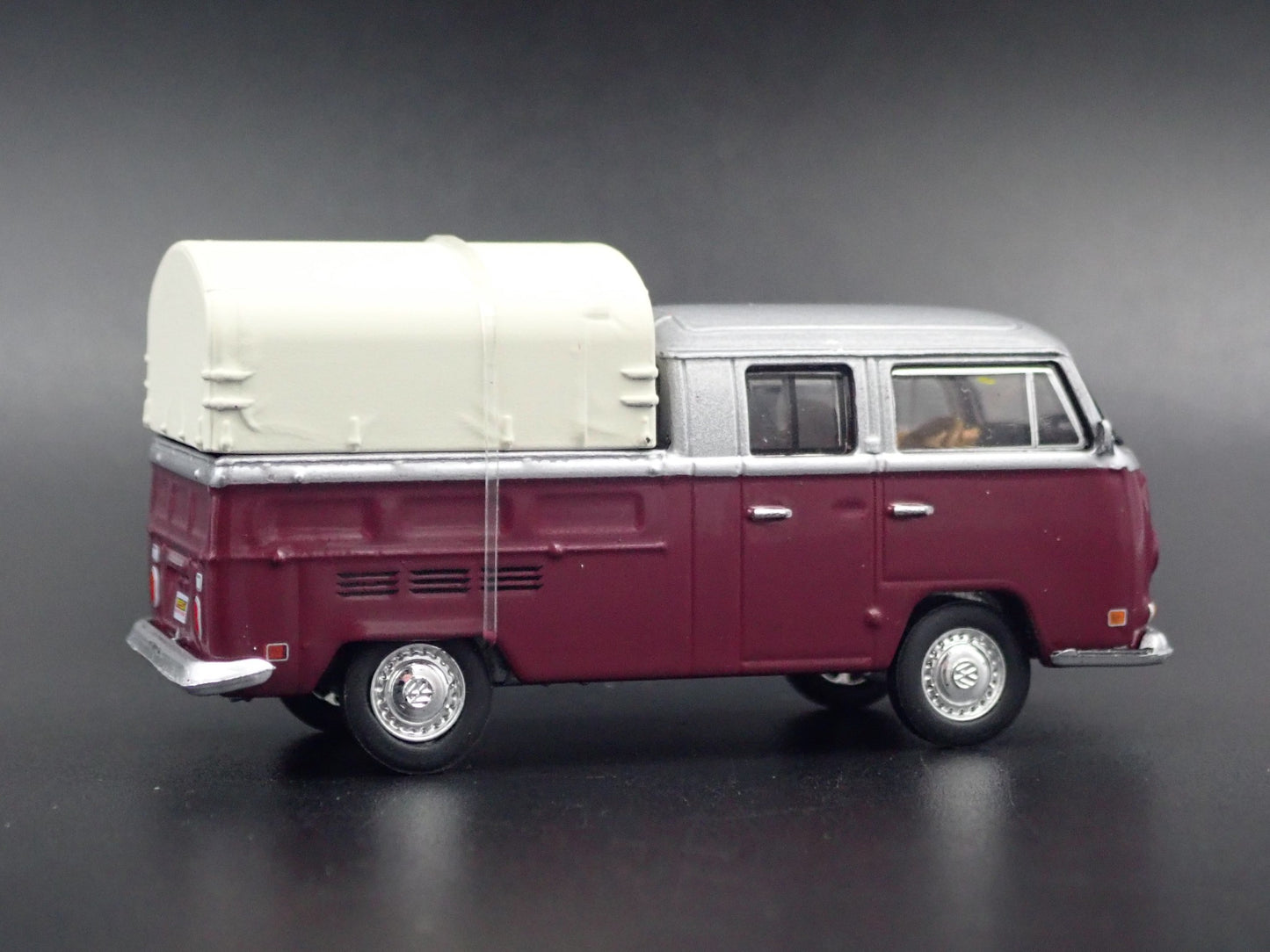 1967-1979 VW VOLKSWAGEN TYPE 2 DOUBLE CAB PICKUP 1/64 SCALE DIECAST MODEL CAR