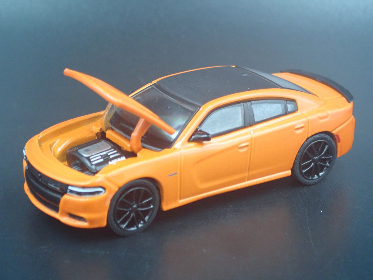 2017 DODGE CHARGER R/T RARE 1:64 SCALE COLLECTIBLE DIORAMA DIECAST MODEL CAR-Burning Rubber Toy Company