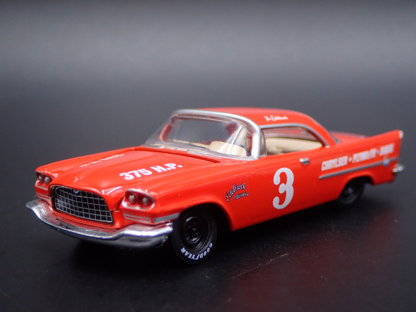 1957 57 CHRYSLER 300C EDELBROCK 1:64 SCALE COLLECTIBLE DIORAMA DIECAST MODEL CAR