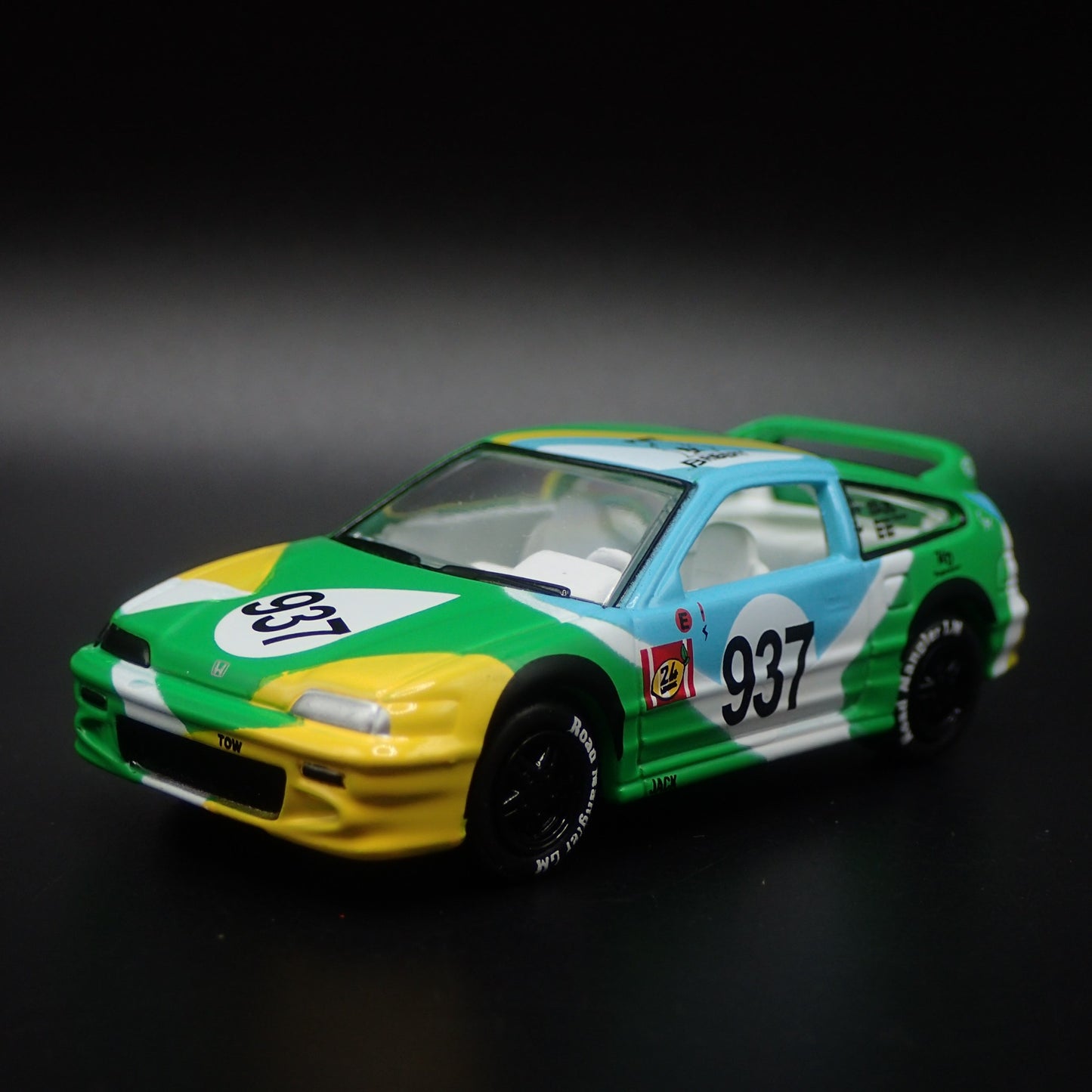 1984-1991 HONDA CRX HATCHBACK 1:64 SCALE COLLECTIBLE DIORAMA DIECAST MODEL CAR